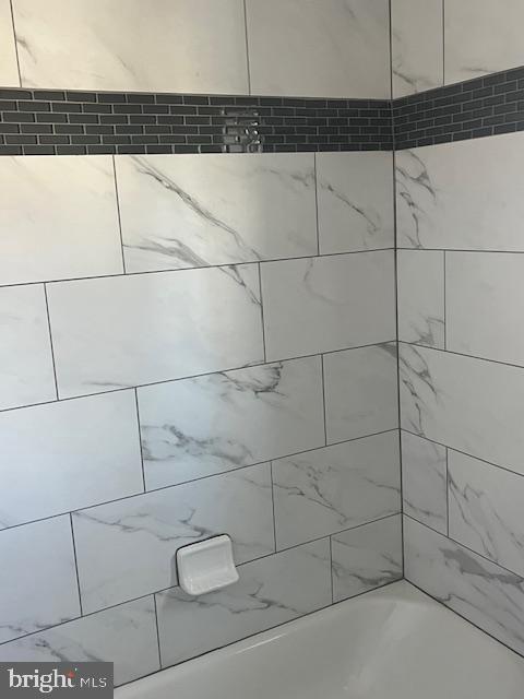 AVALON SHORES - Residential