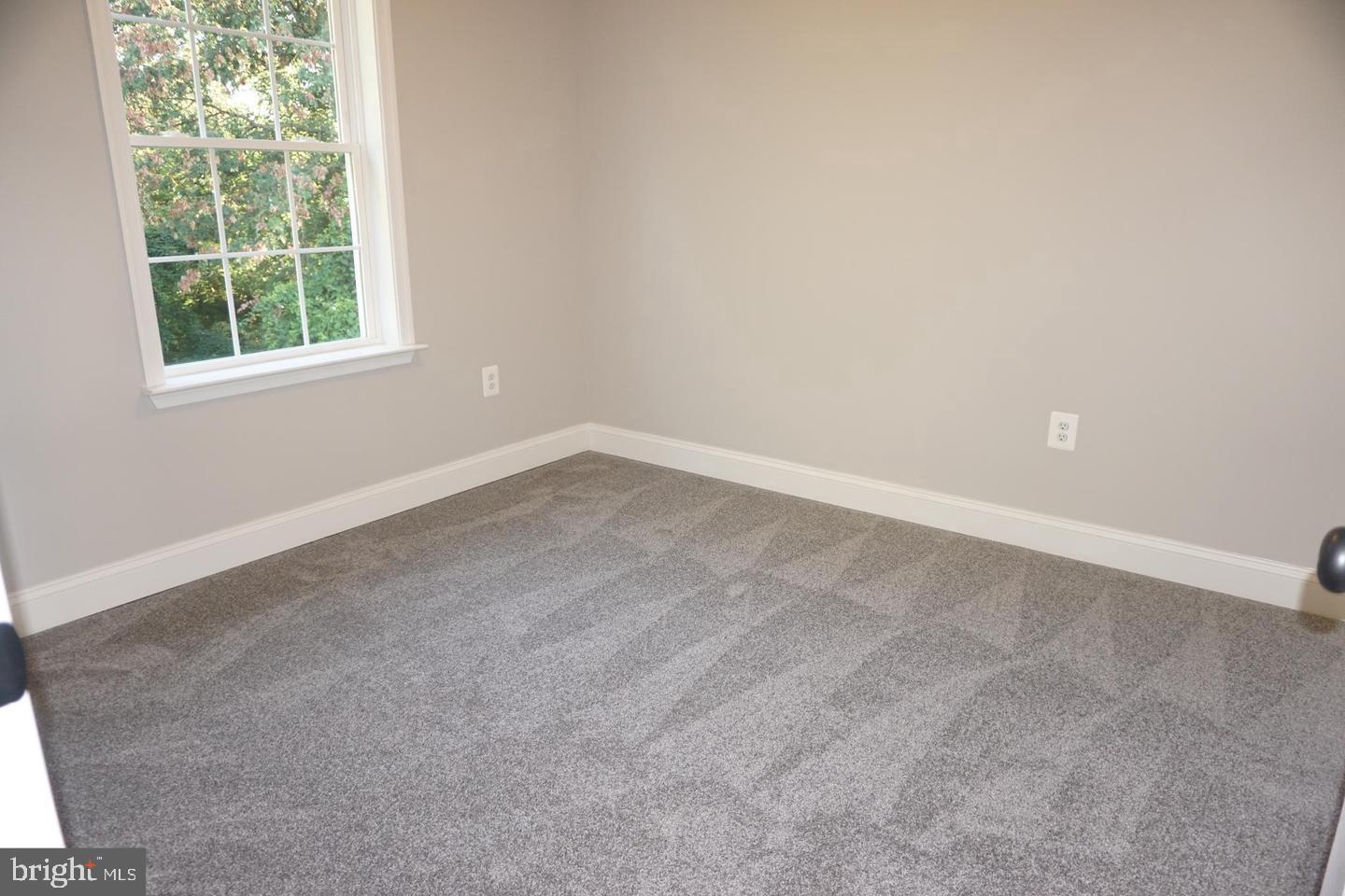 AVALON SHORES - Residential