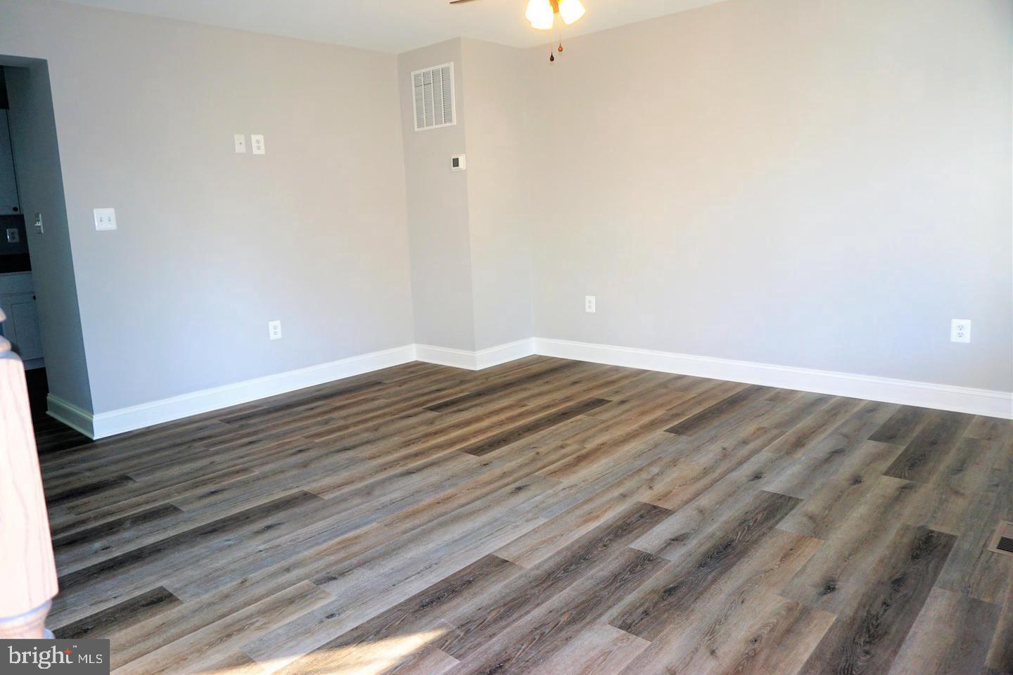 AVALON SHORES - Residential