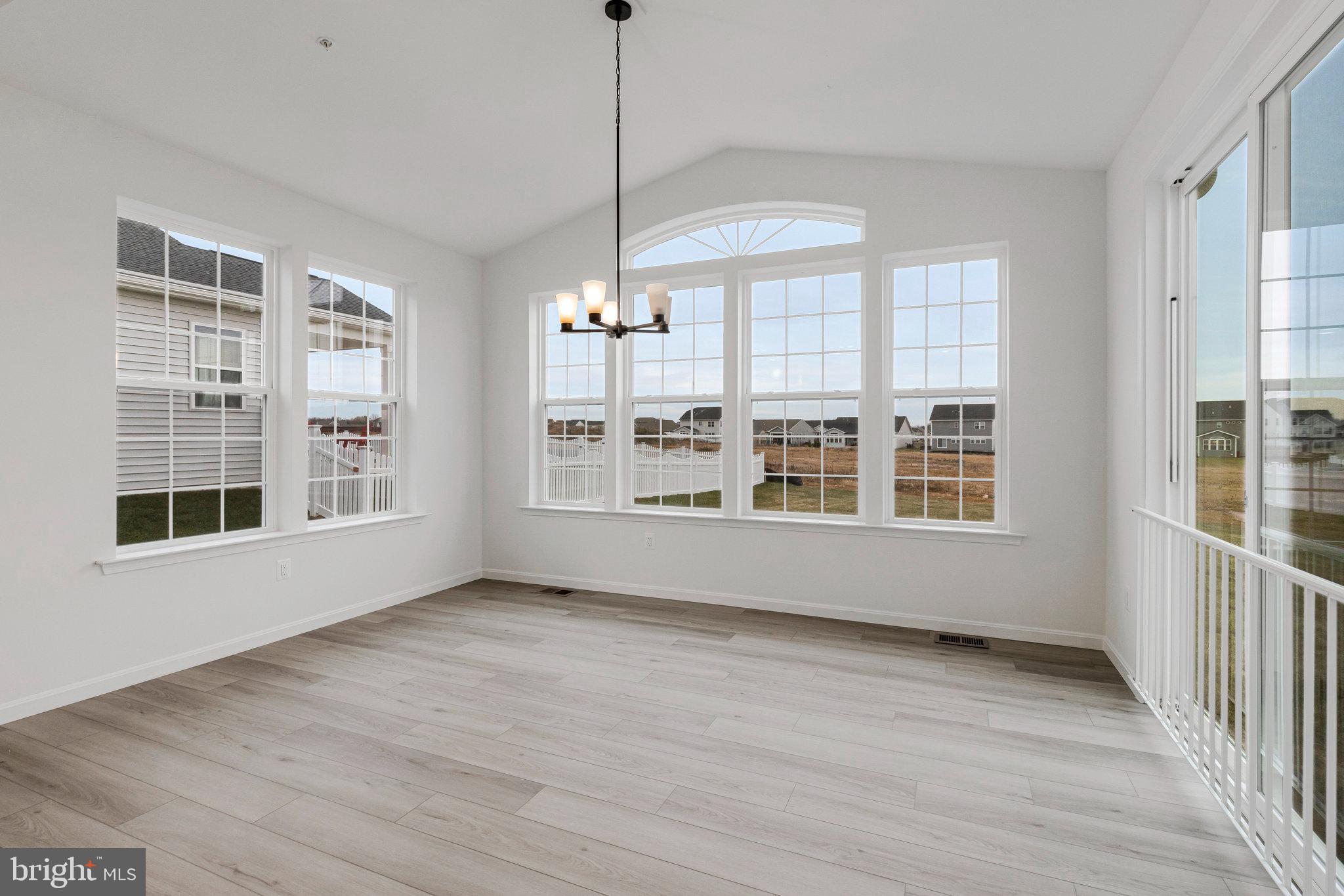 ELMWOOD FARM - Residential