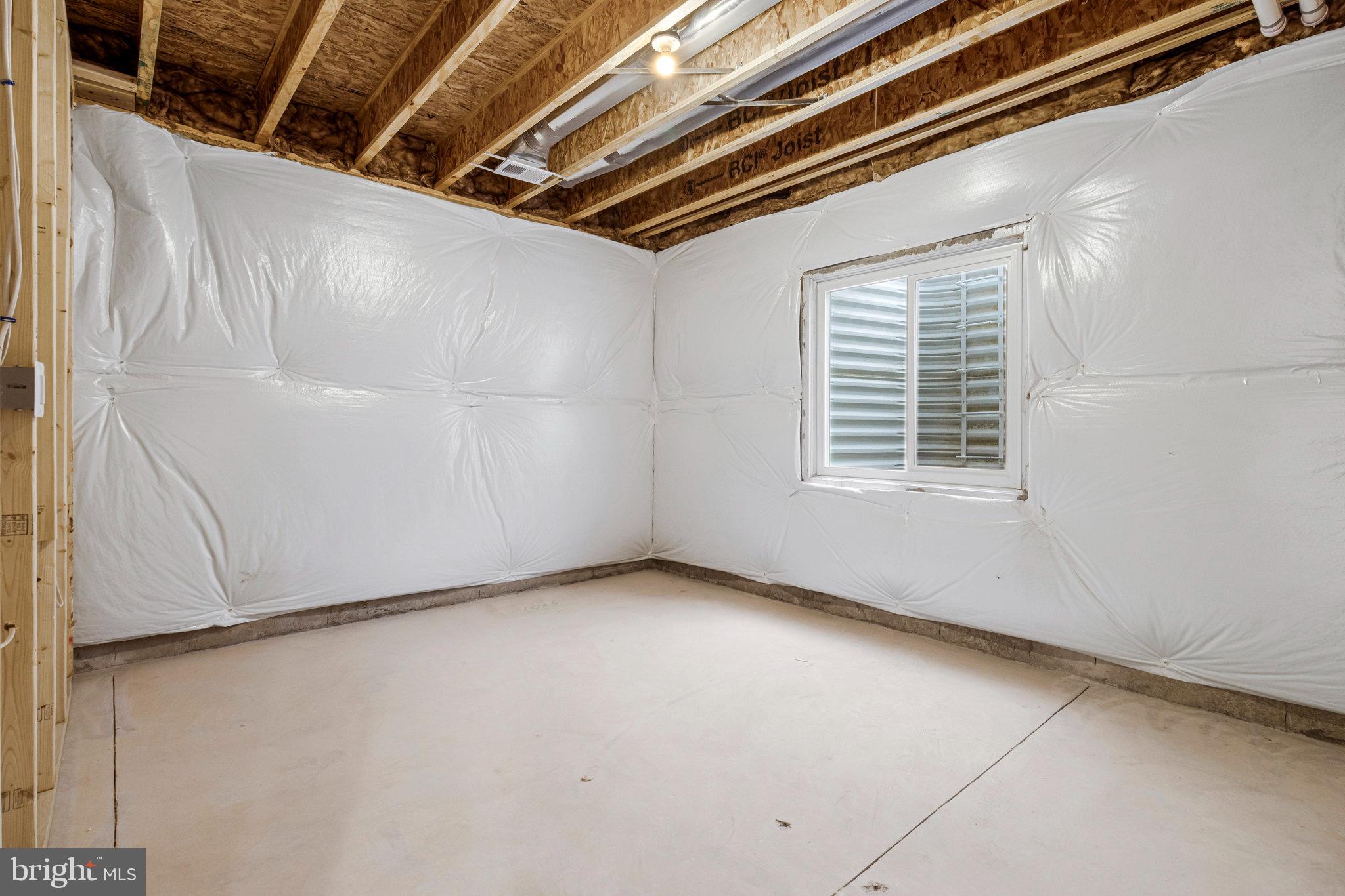 ELMWOOD FARM - Residential