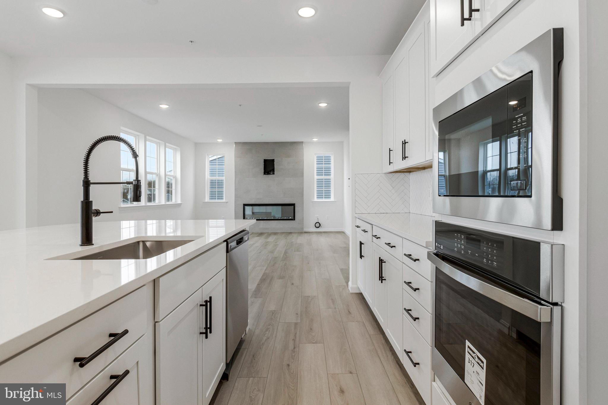 ELMWOOD FARM - Residential