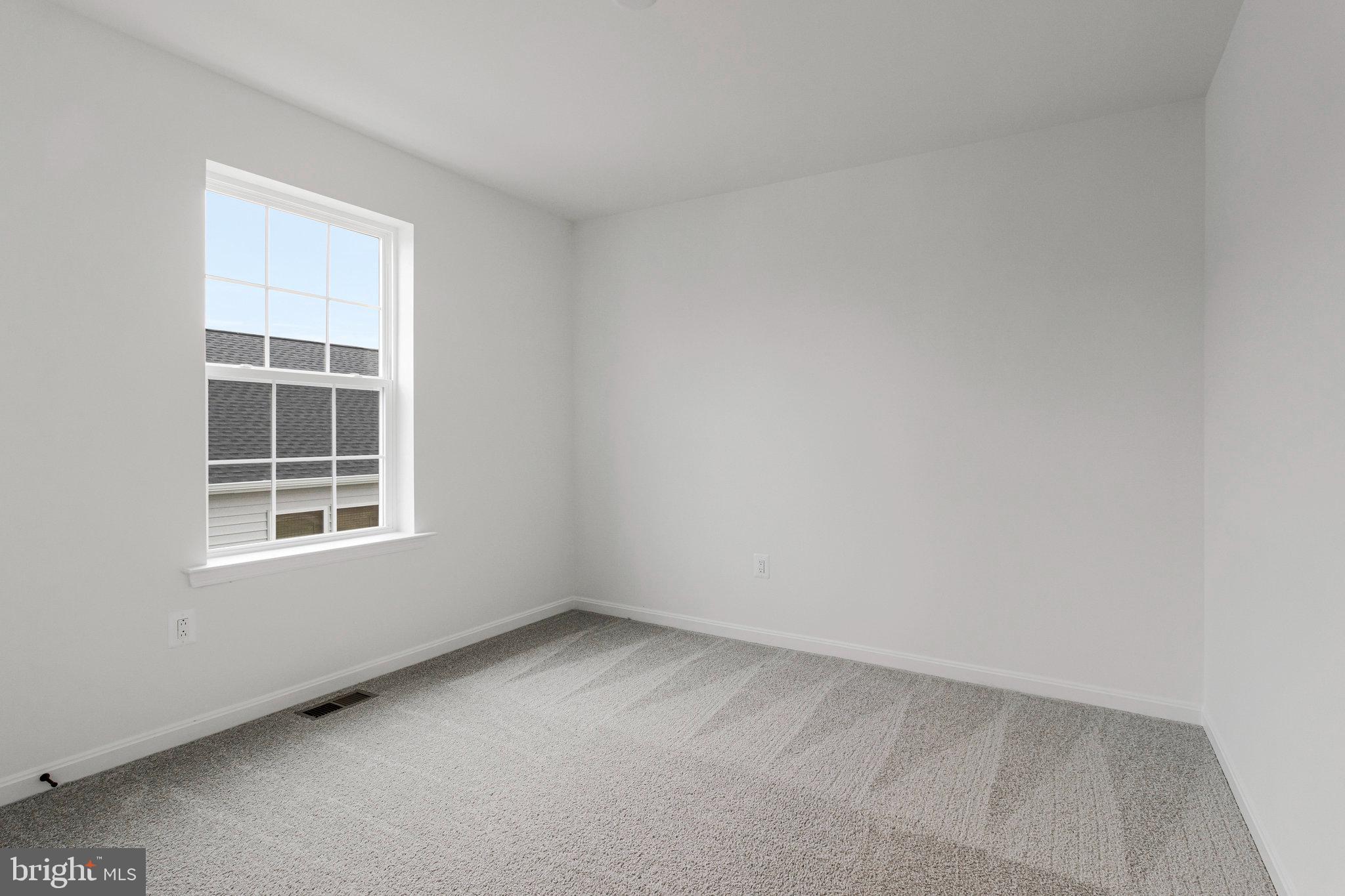 ELMWOOD FARM - Residential