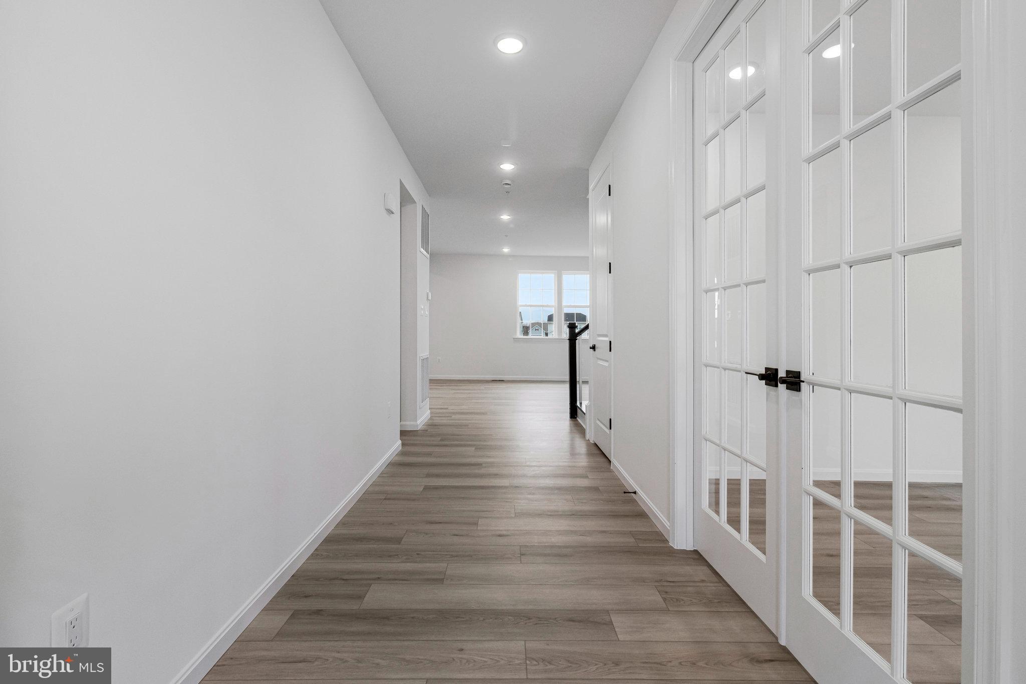 ELMWOOD FARM - Residential