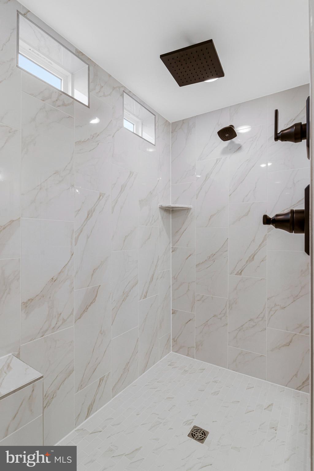 ELMWOOD FARM - Residential