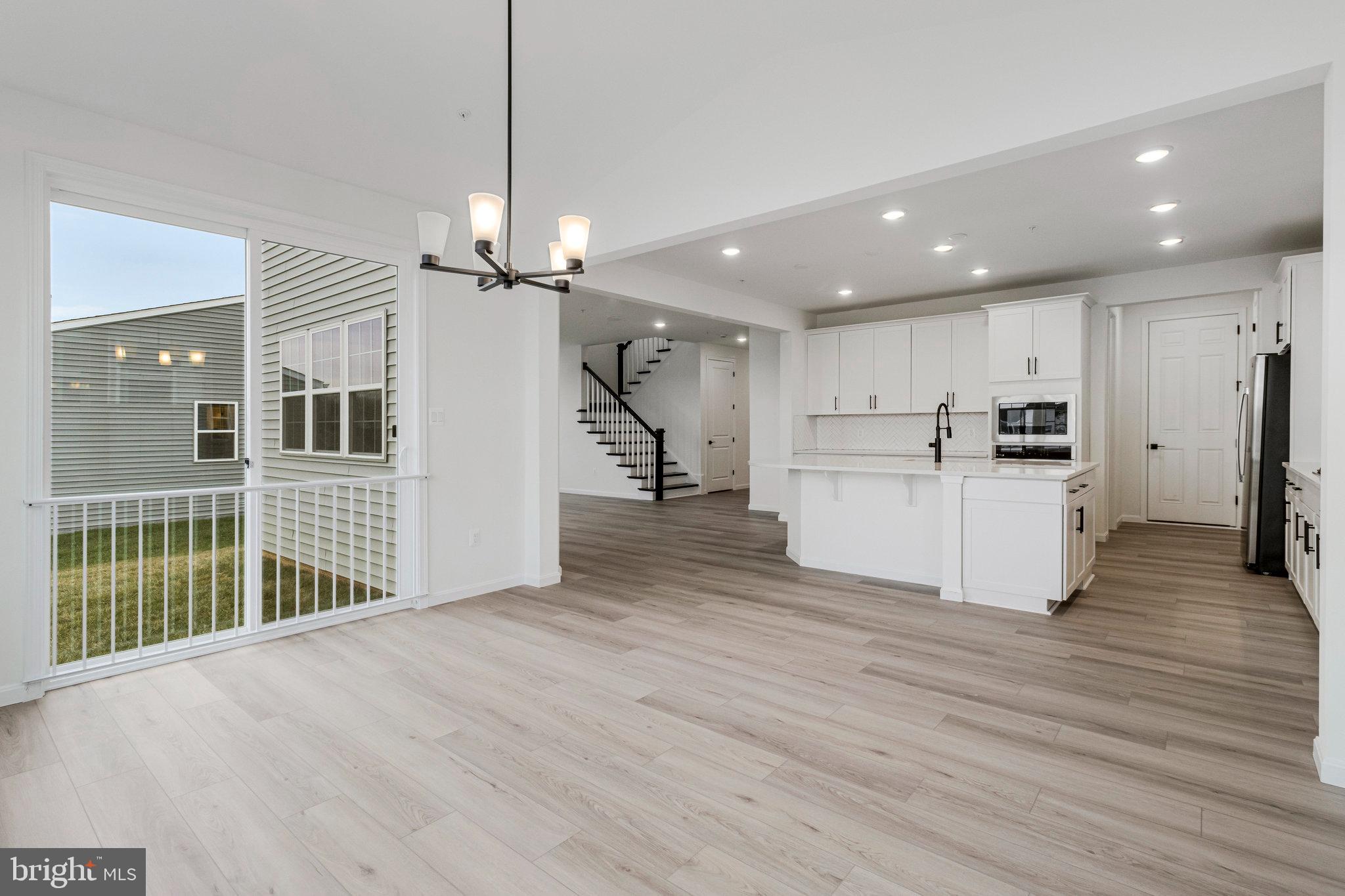 ELMWOOD FARM - Residential