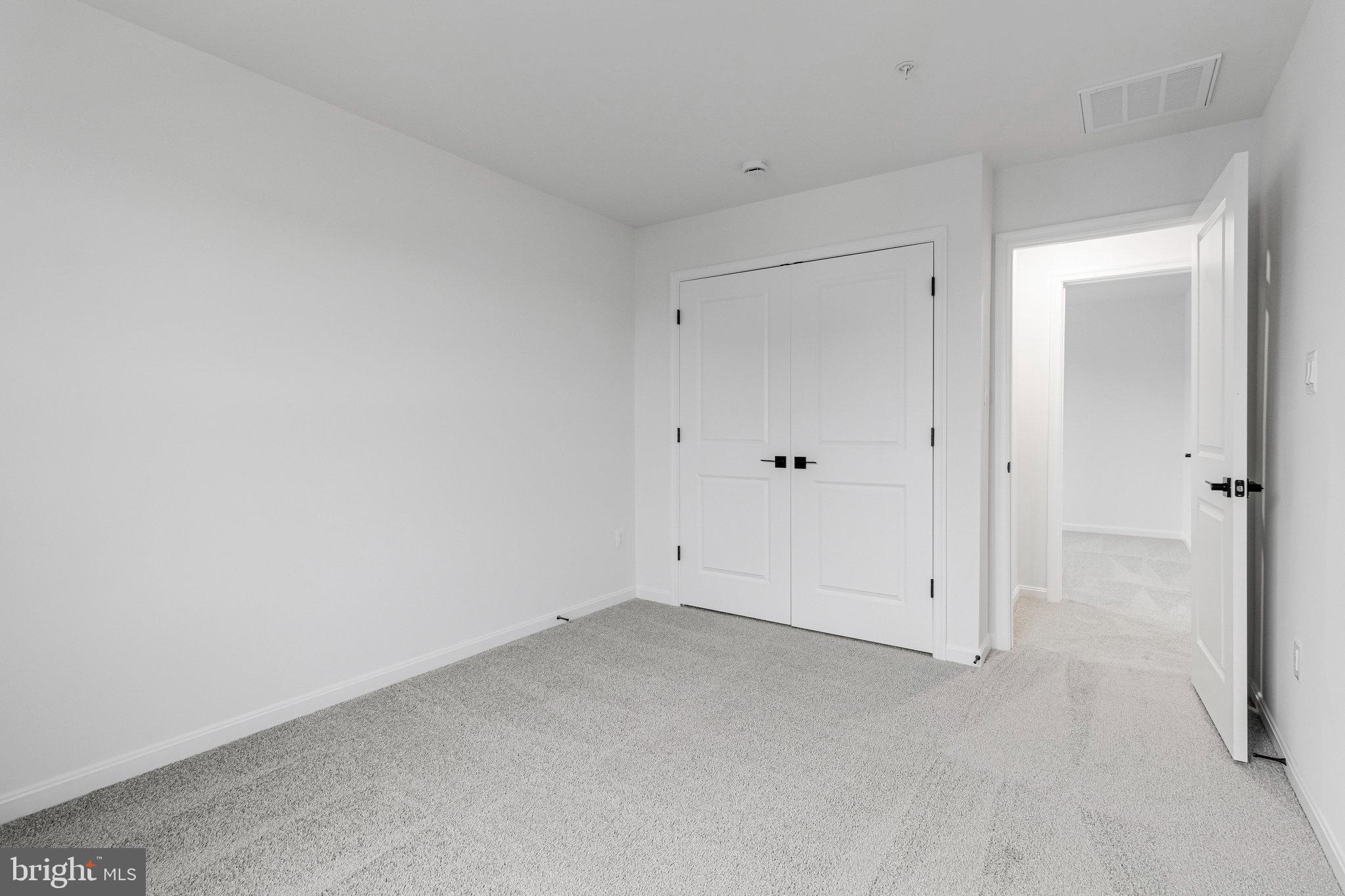 ELMWOOD FARM - Residential