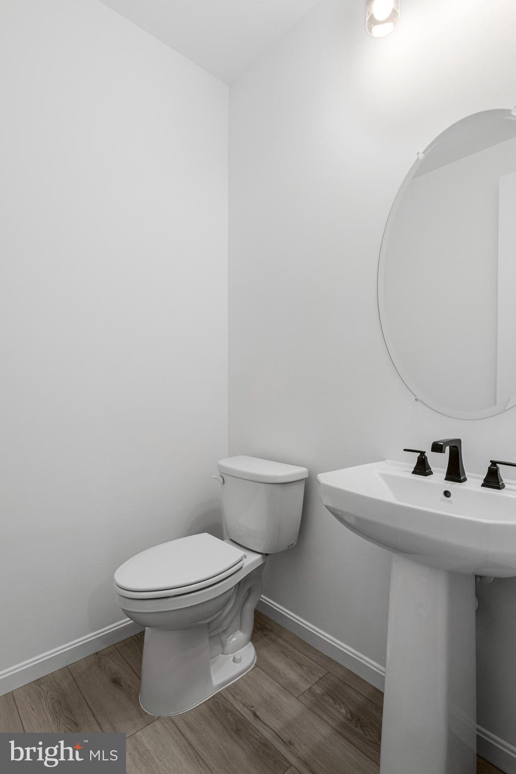 ELMWOOD FARM - Residential