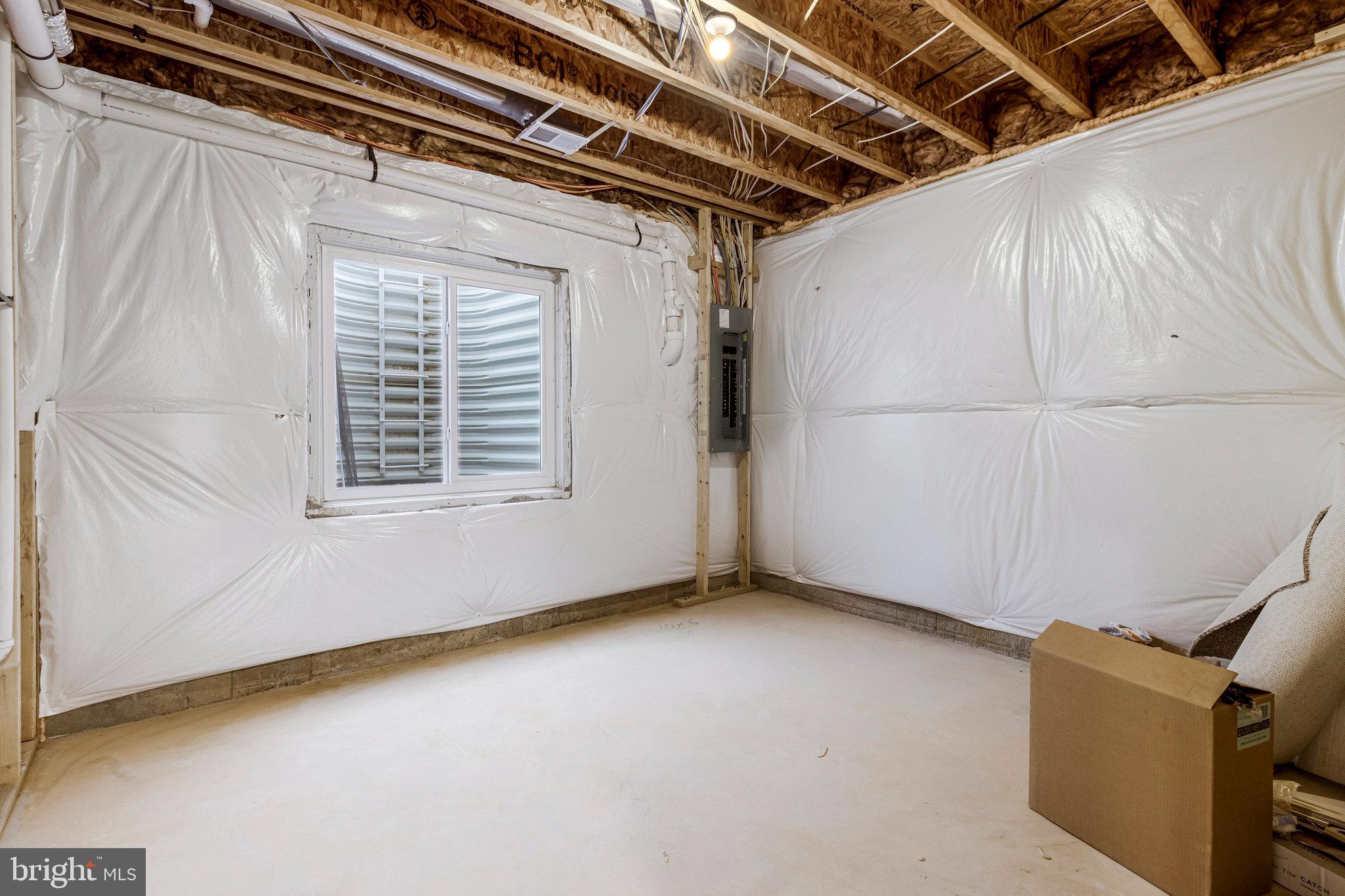 ELMWOOD FARM - Residential