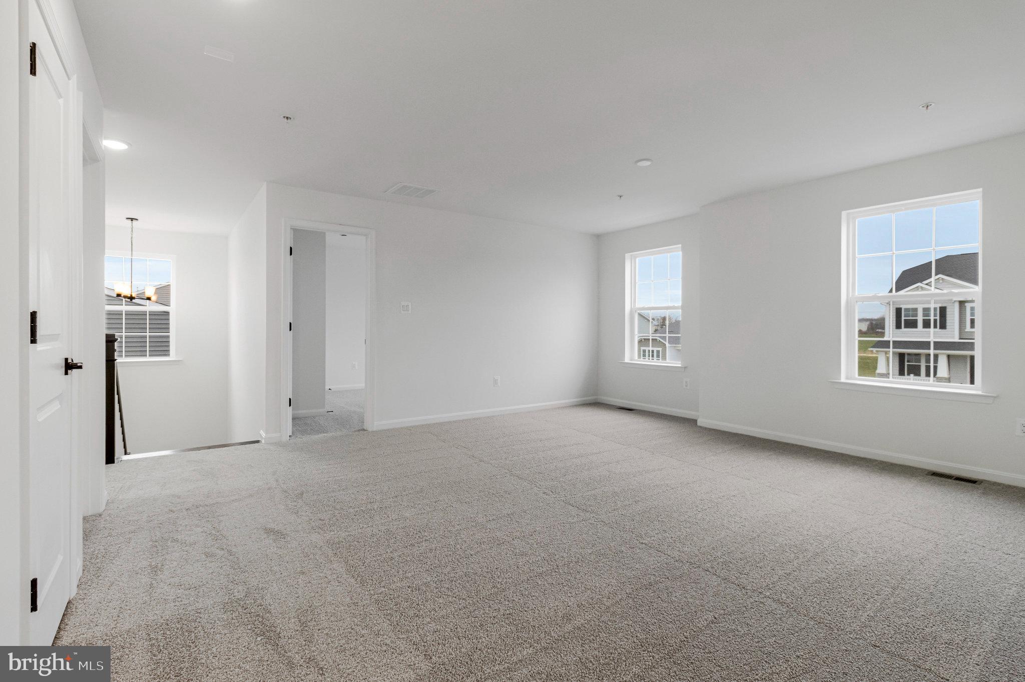 ELMWOOD FARM - Residential