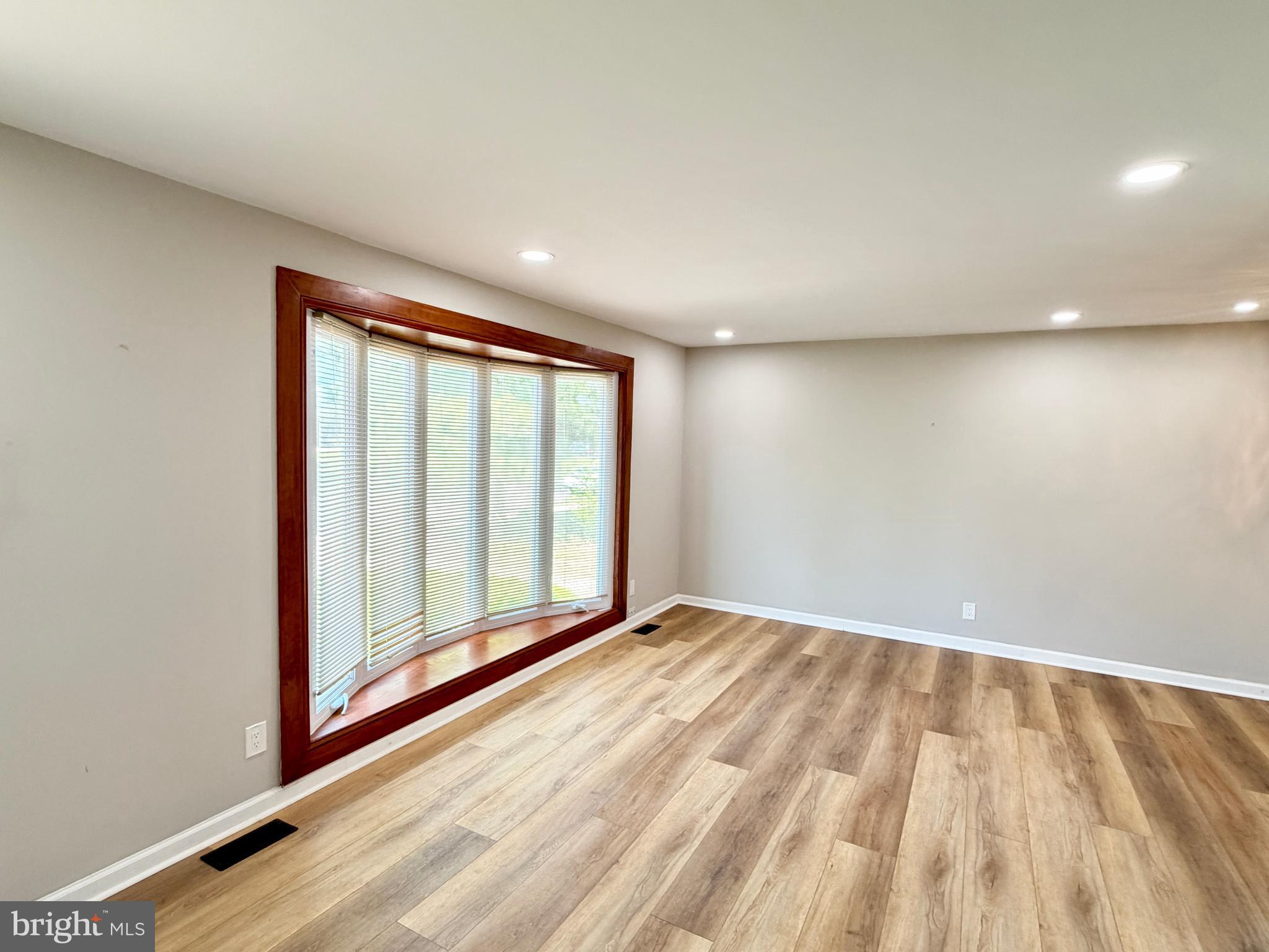 129 HARVARD PLACE