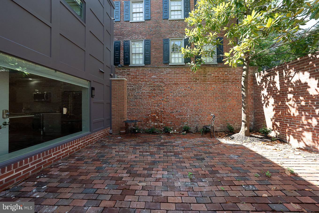 SOCIETY HILL - Residential