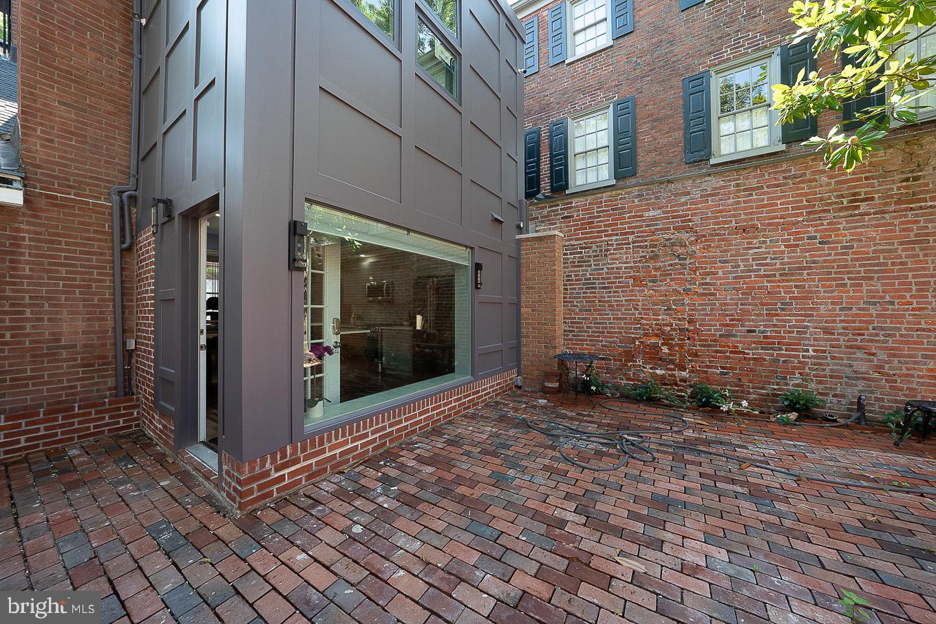 SOCIETY HILL - Residential