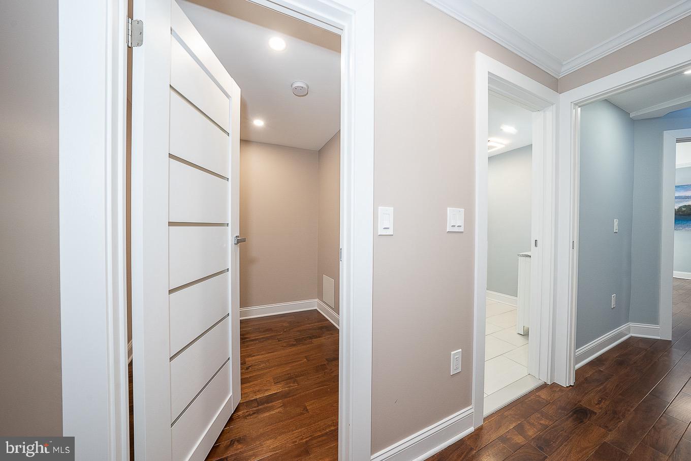 SOCIETY HILL - Residential