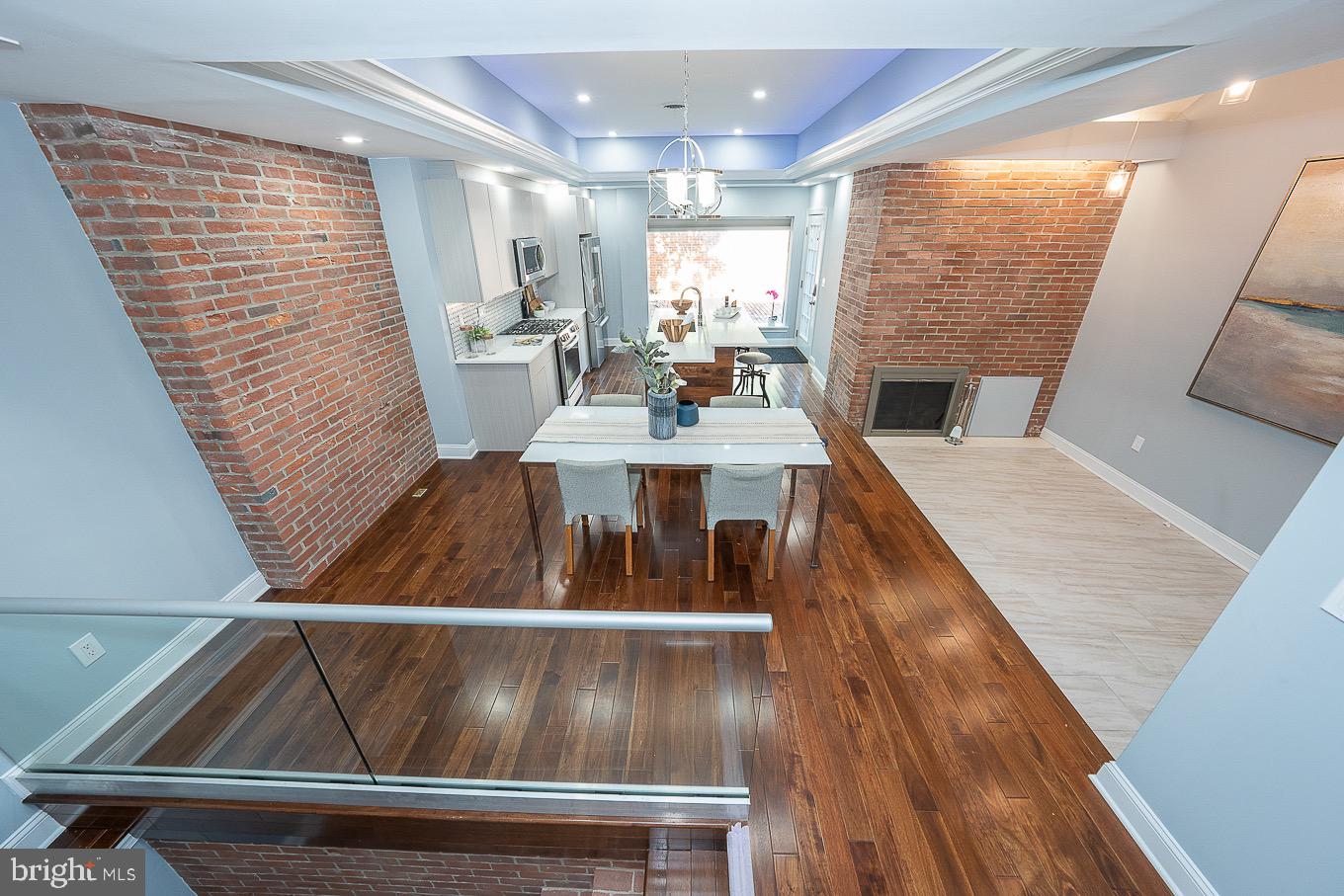 SOCIETY HILL - Residential