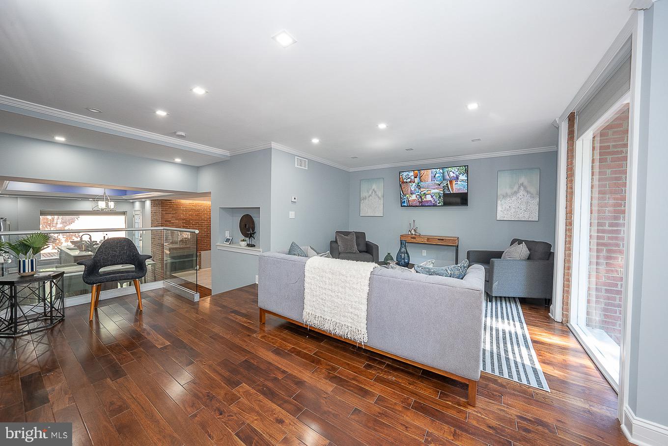 SOCIETY HILL - Residential