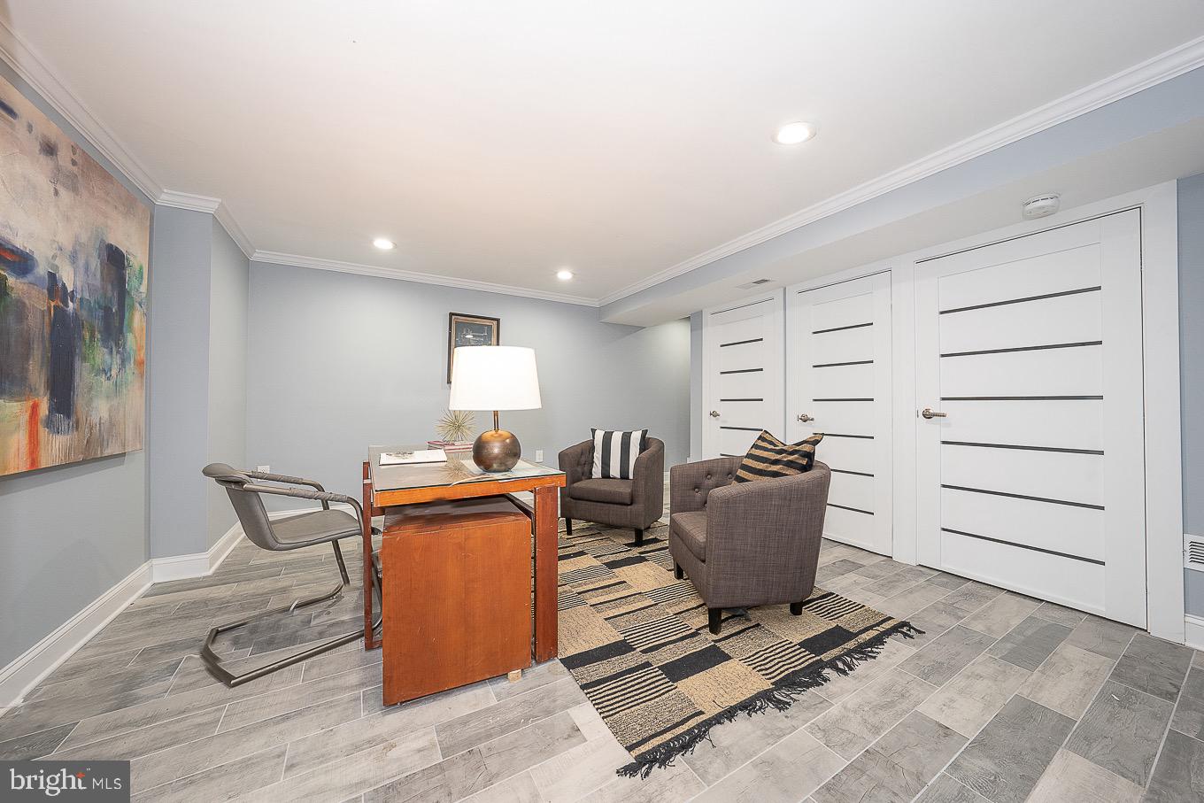 SOCIETY HILL - Residential