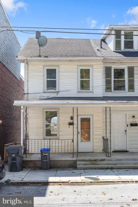 MLS: PADA2063096