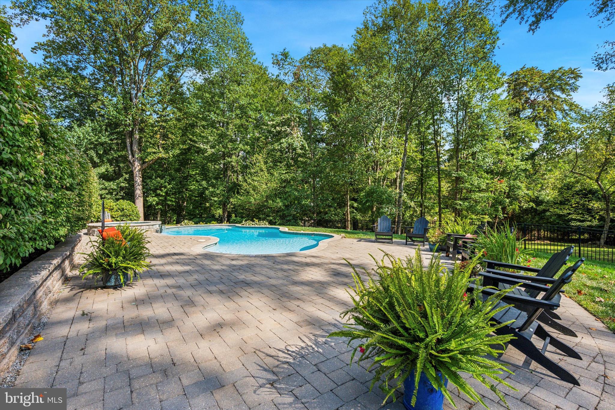 SPRINGTON CHASE - Residential