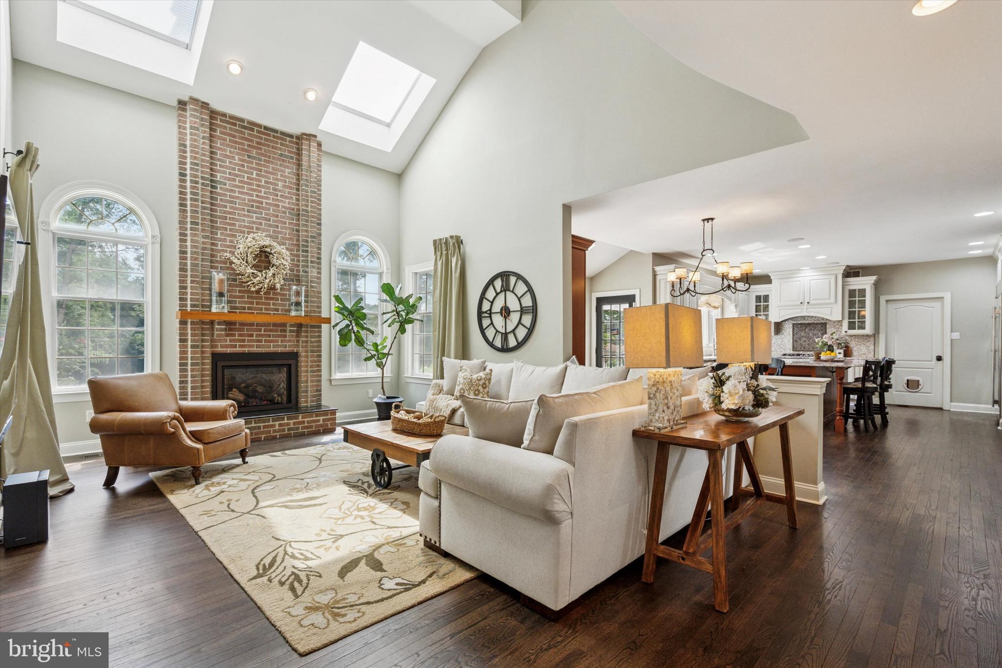 SPRINGTON CHASE - Residential