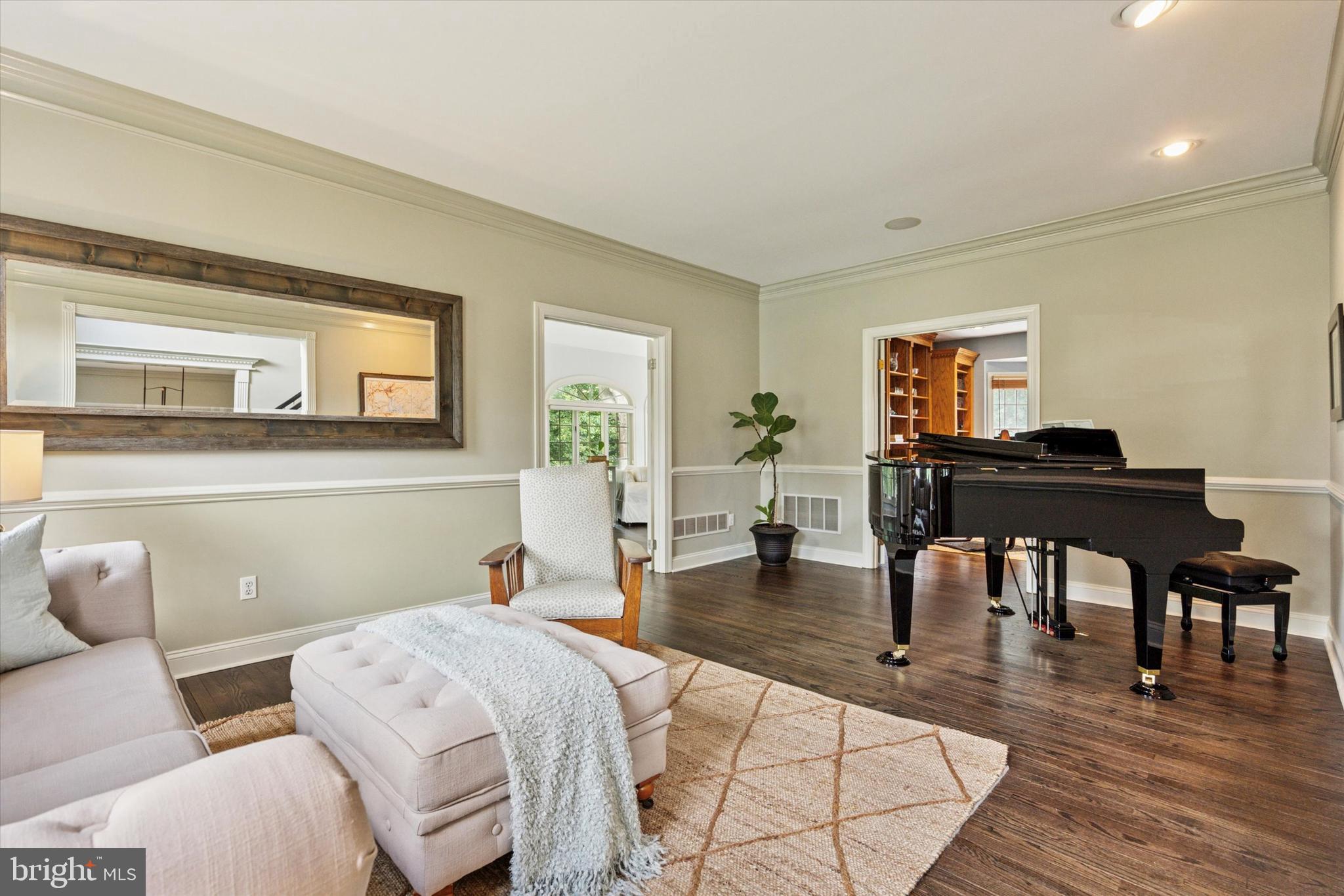 SPRINGTON CHASE - Residential