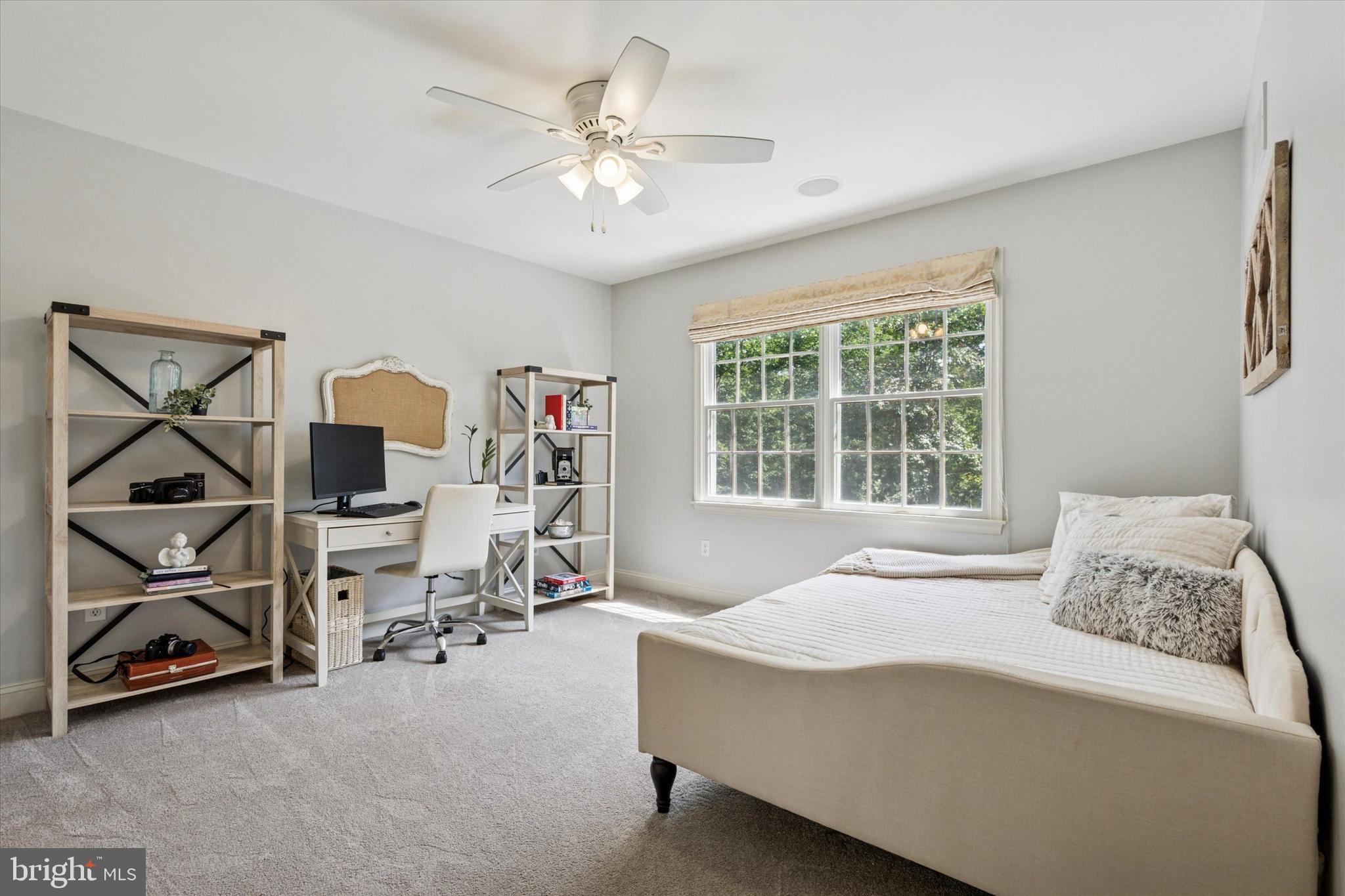 SPRINGTON CHASE - Residential