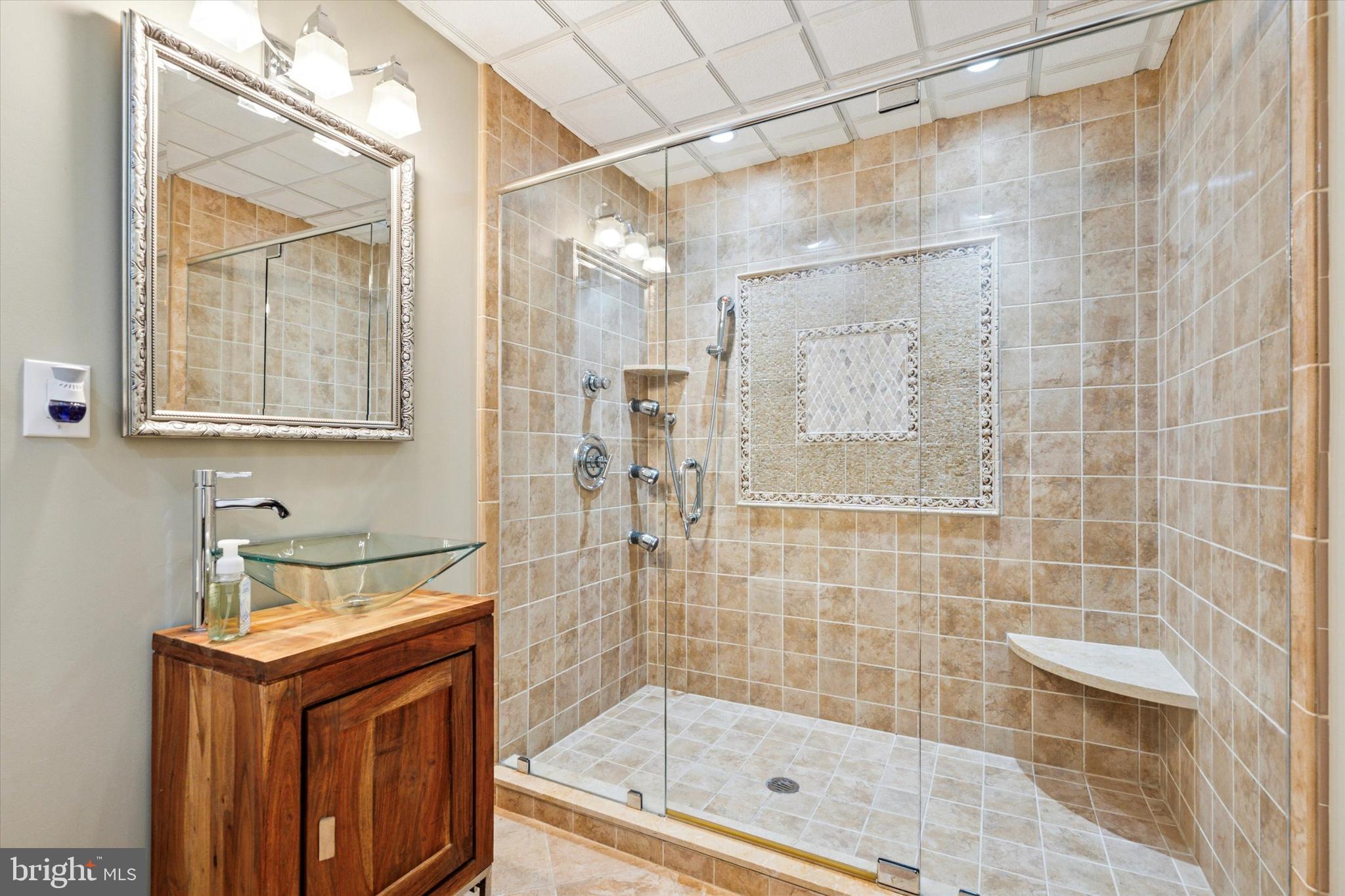 SPRINGTON CHASE - Residential