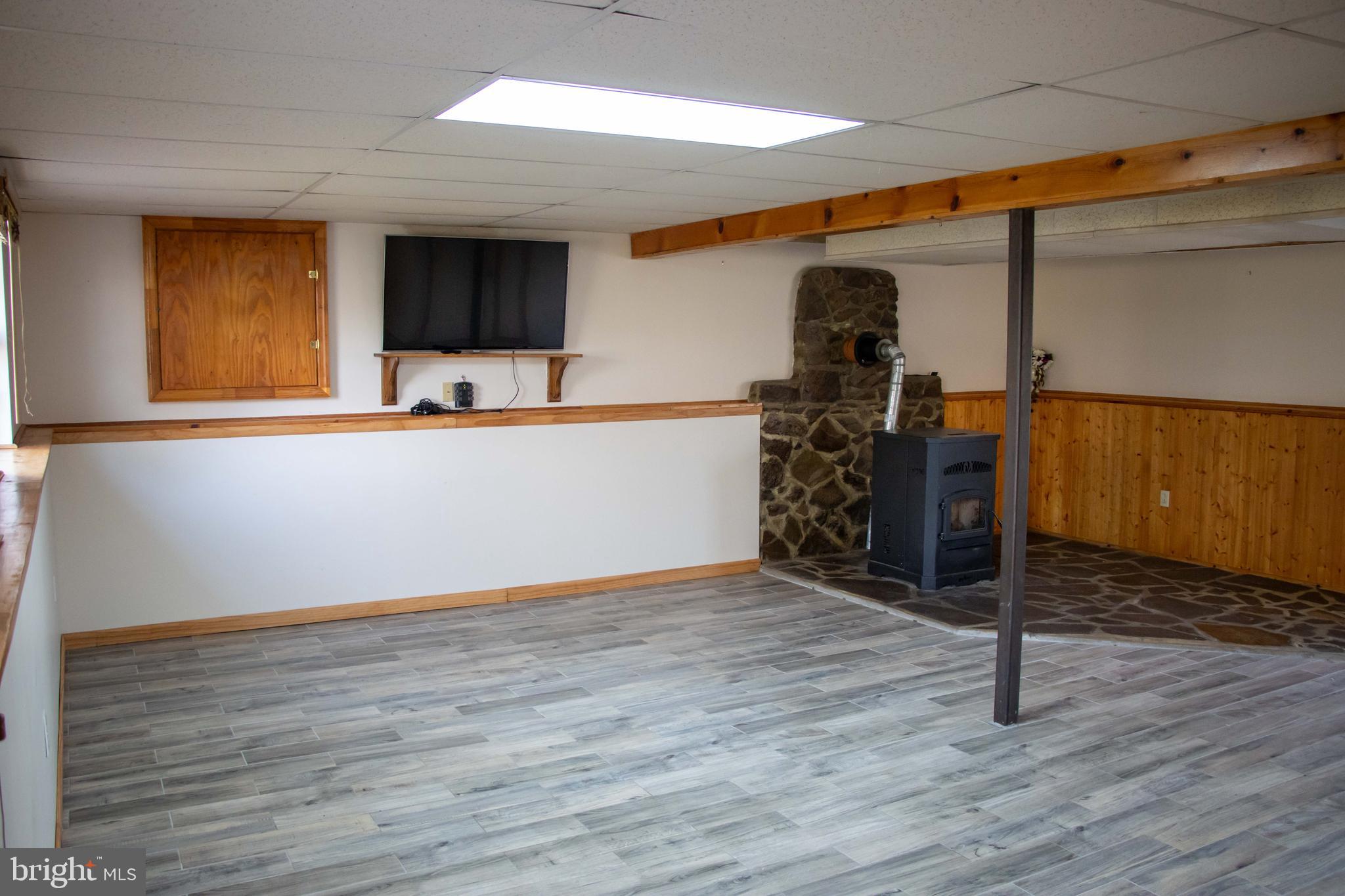 NEW SUNRISE SUMMIT - Residential