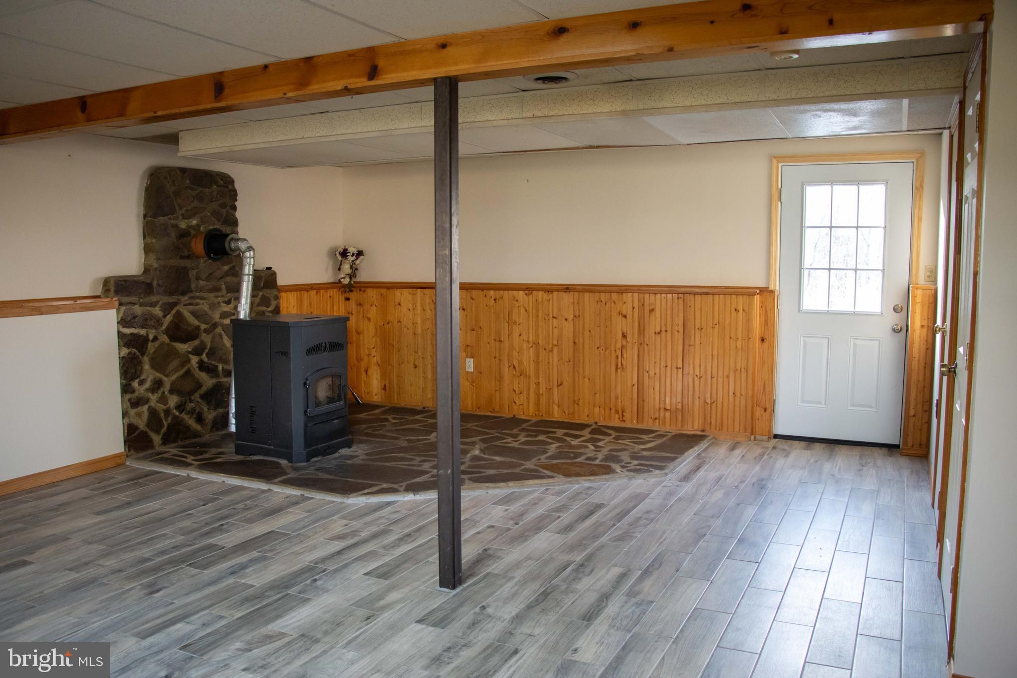 NEW SUNRISE SUMMIT - Residential