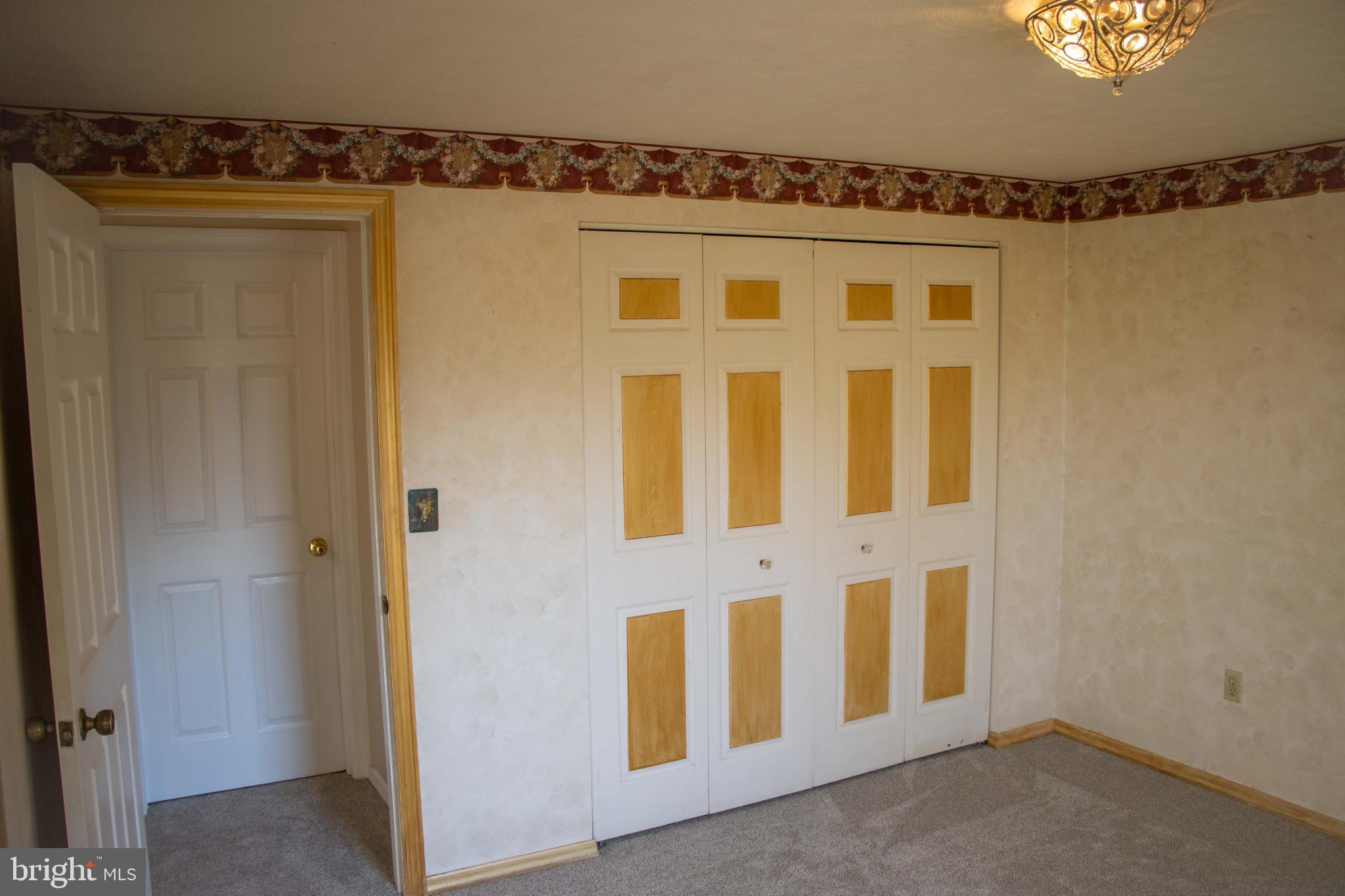 NEW SUNRISE SUMMIT - Residential