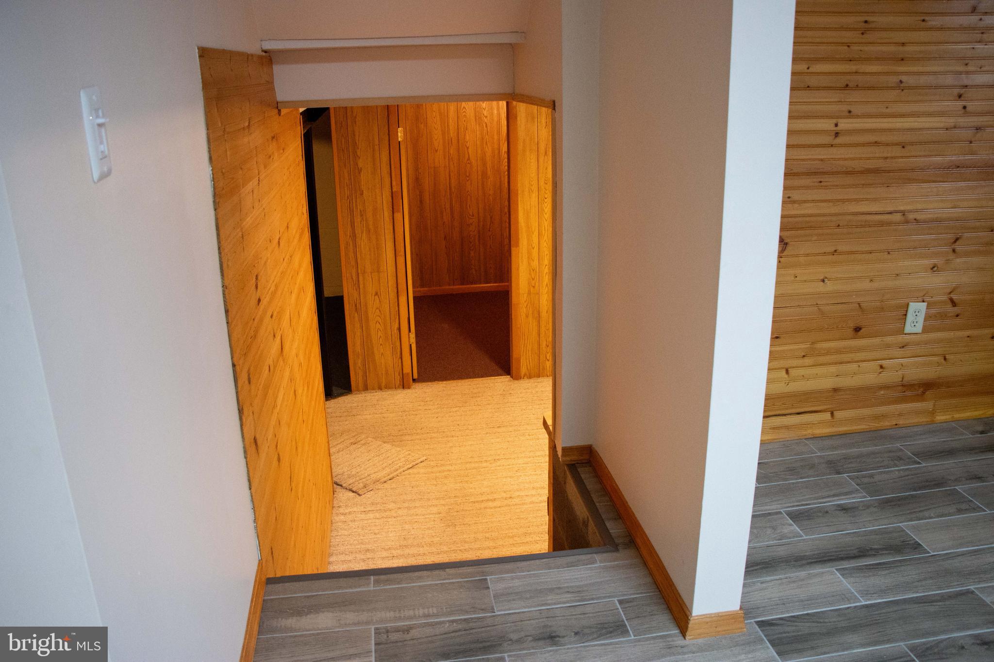 NEW SUNRISE SUMMIT - Residential