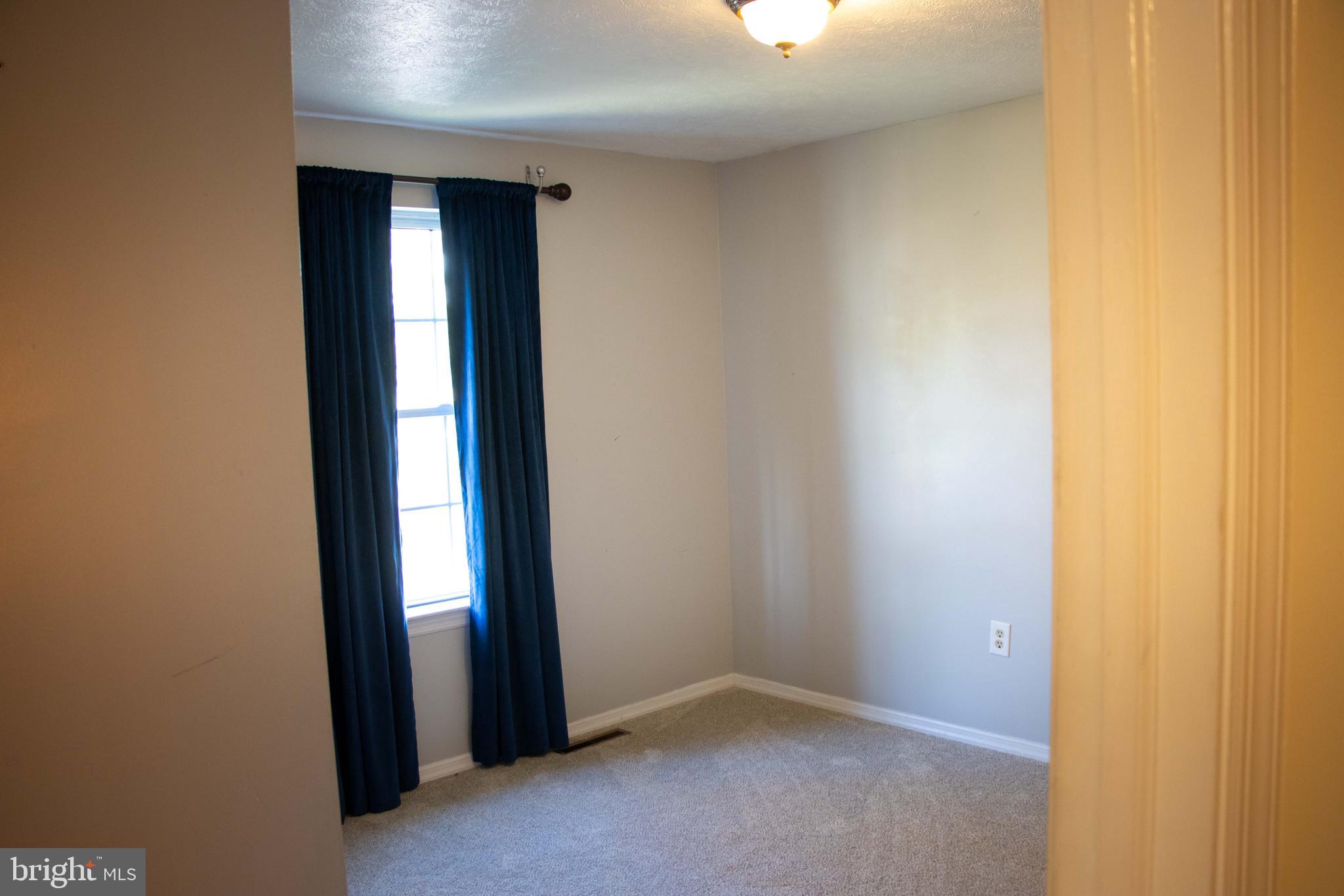 NEW SUNRISE SUMMIT - Residential