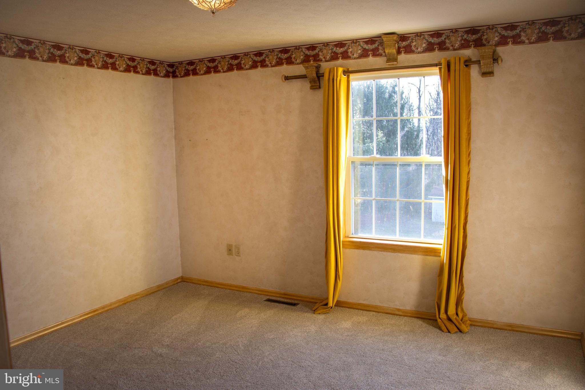 NEW SUNRISE SUMMIT - Residential