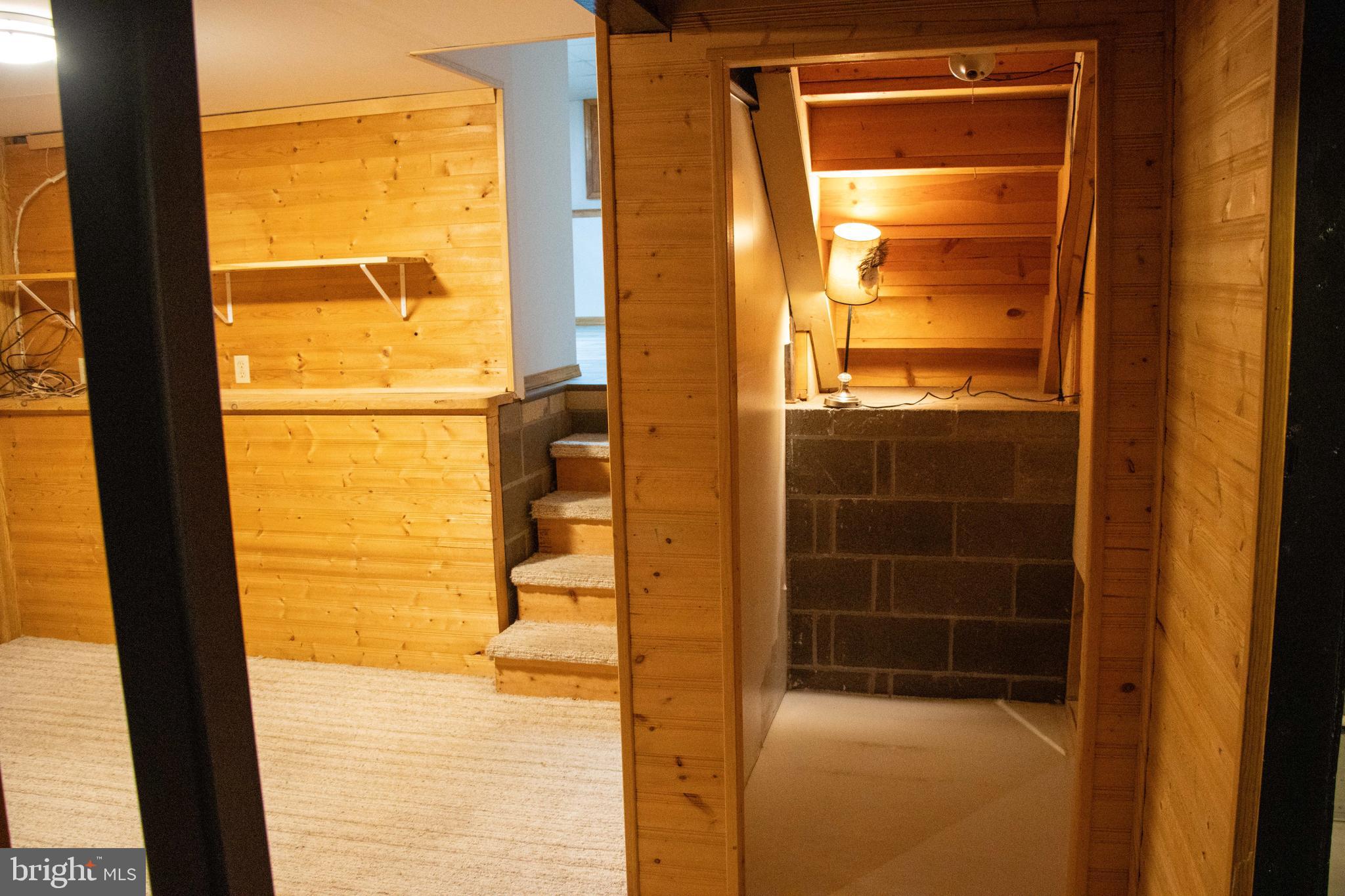 NEW SUNRISE SUMMIT - Residential