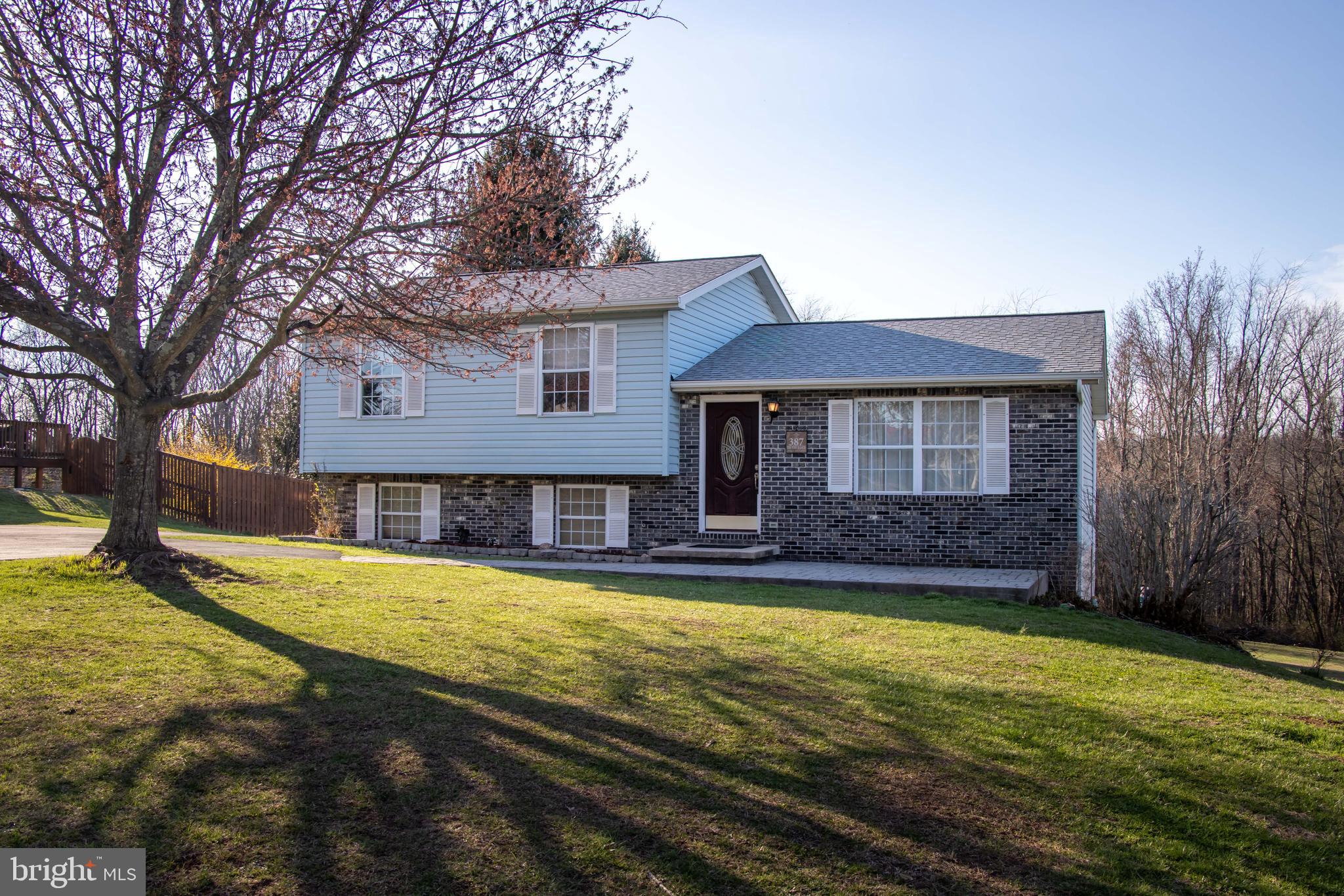 NEW SUNRISE SUMMIT - Residential