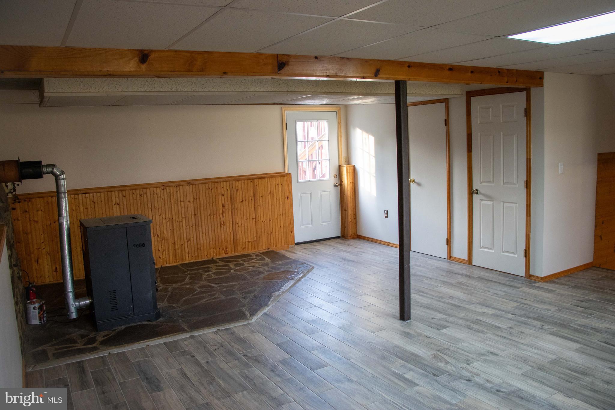 NEW SUNRISE SUMMIT - Residential