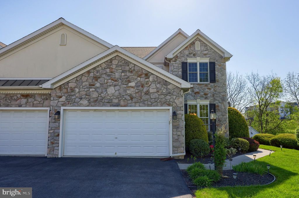 Photo of 1020 HAMMON AVE, EPHRATA, PA 17522 (MLS # PALA2033594)