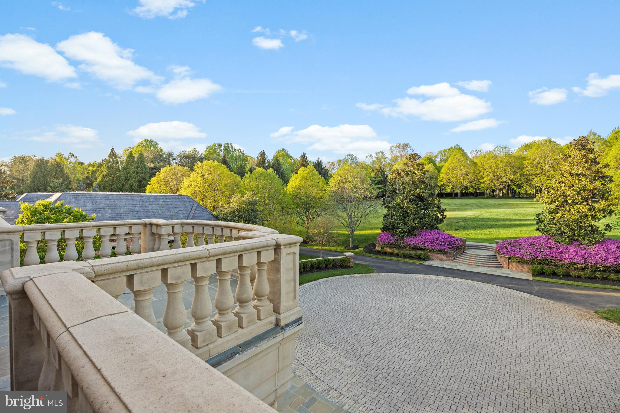 CORNWELL FARM - Residential