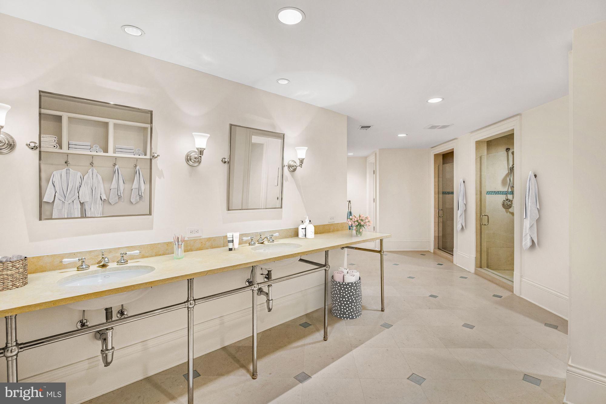 CORNWELL FARM - Residential