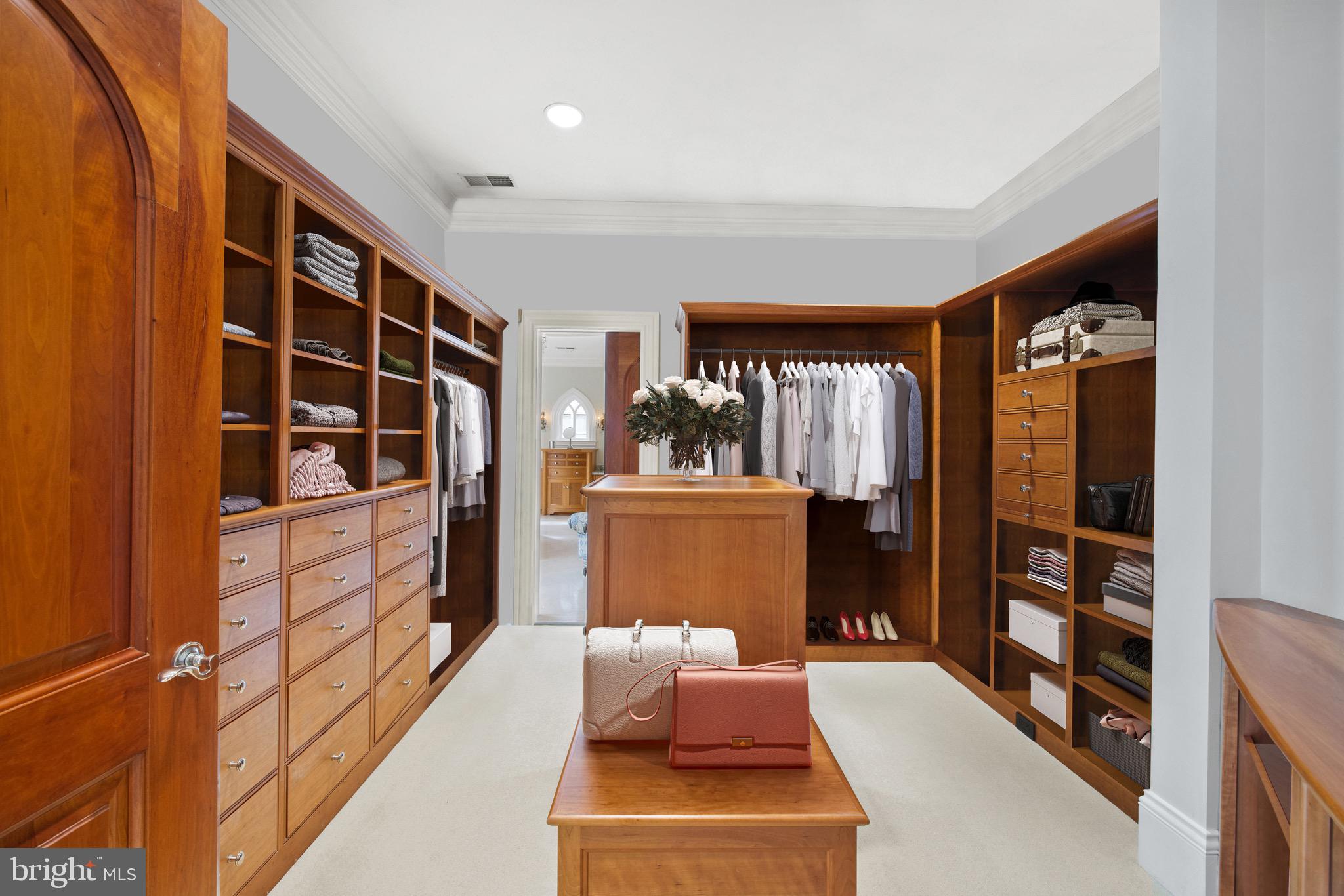 CORNWELL FARM - Residential