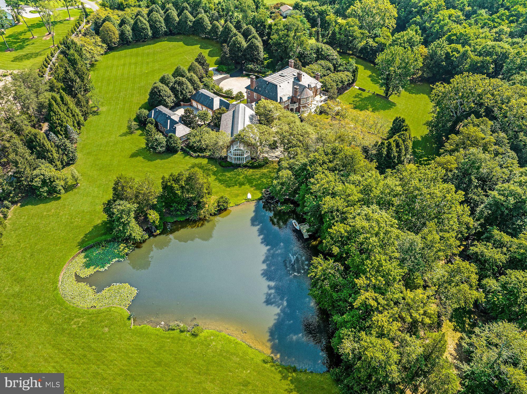 CORNWELL FARM - Residential