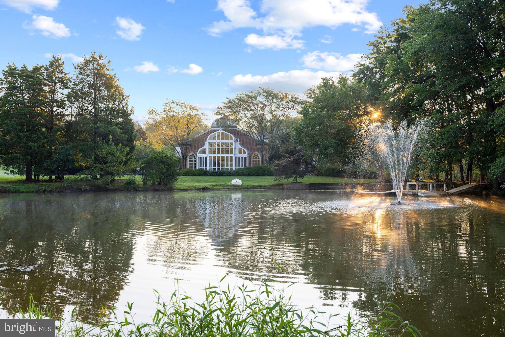 CORNWELL FARM - Residential