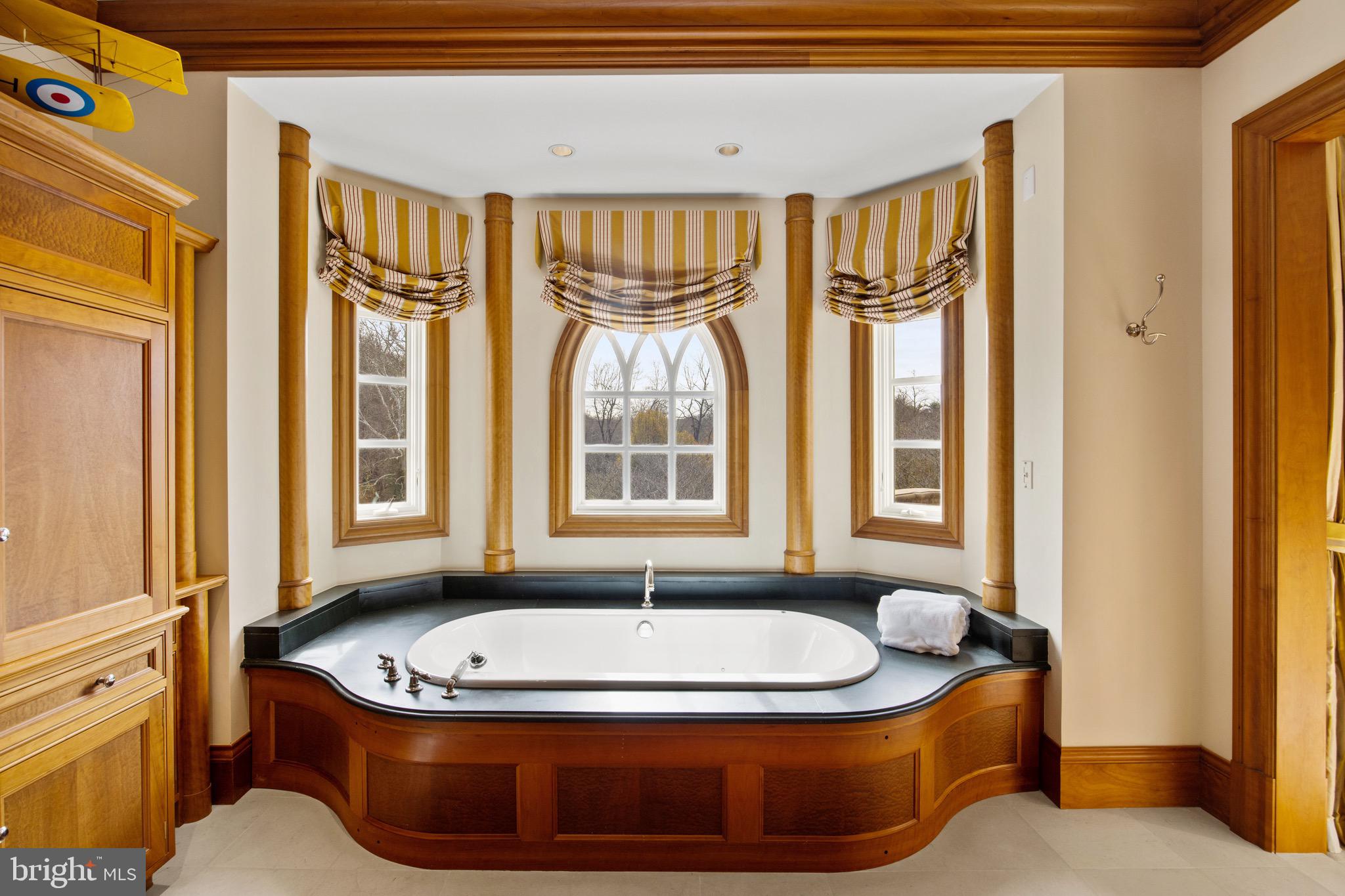 CORNWELL FARM - Residential