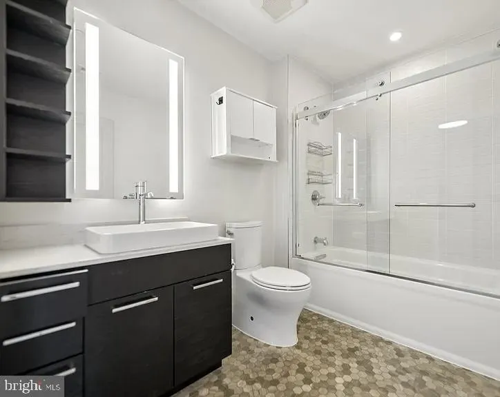 Additional image 43 of 70 N Street SE Unit N811, Washington, DC 20003