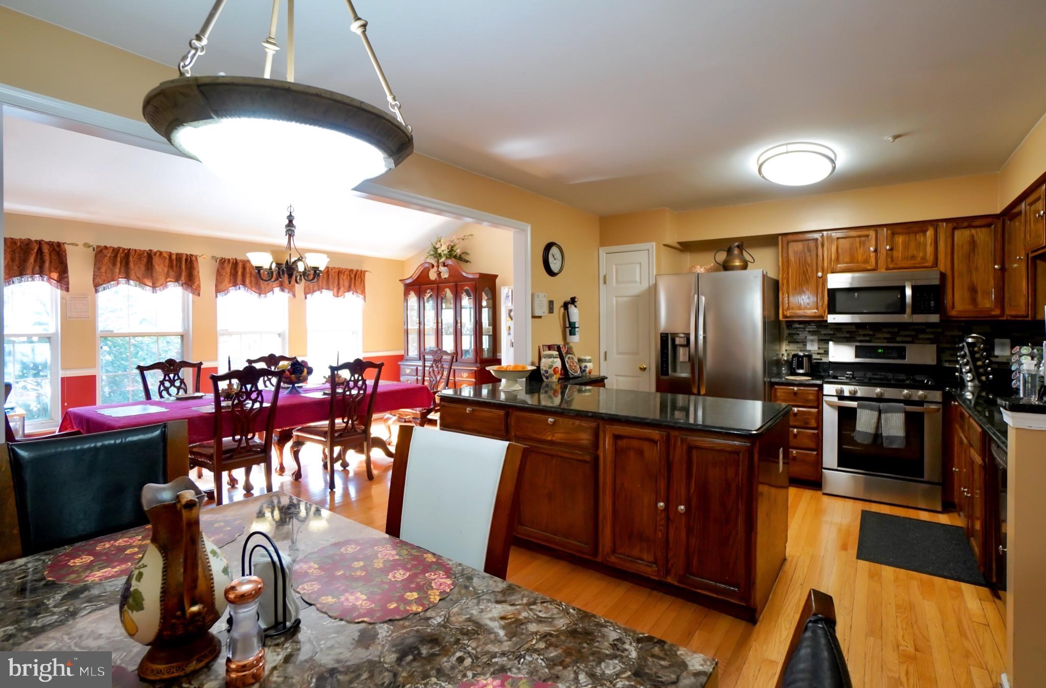 KINGSVIEW RIDGE - Residential