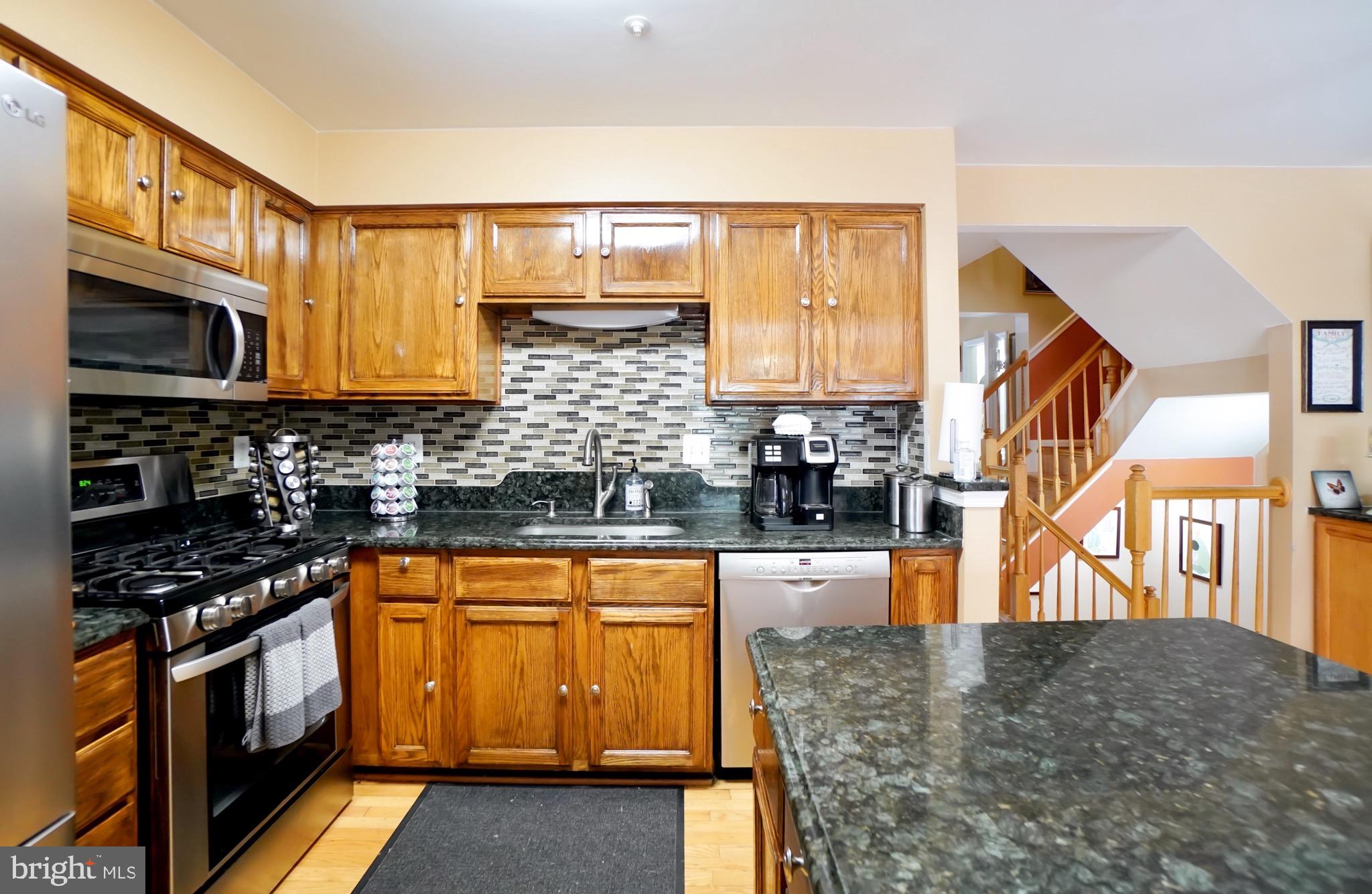 KINGSVIEW RIDGE - Residential