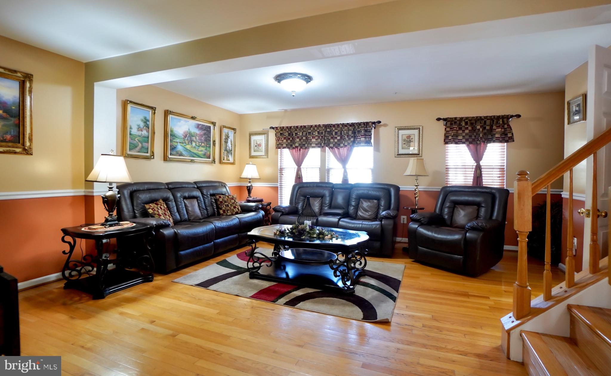 KINGSVIEW RIDGE - Residential