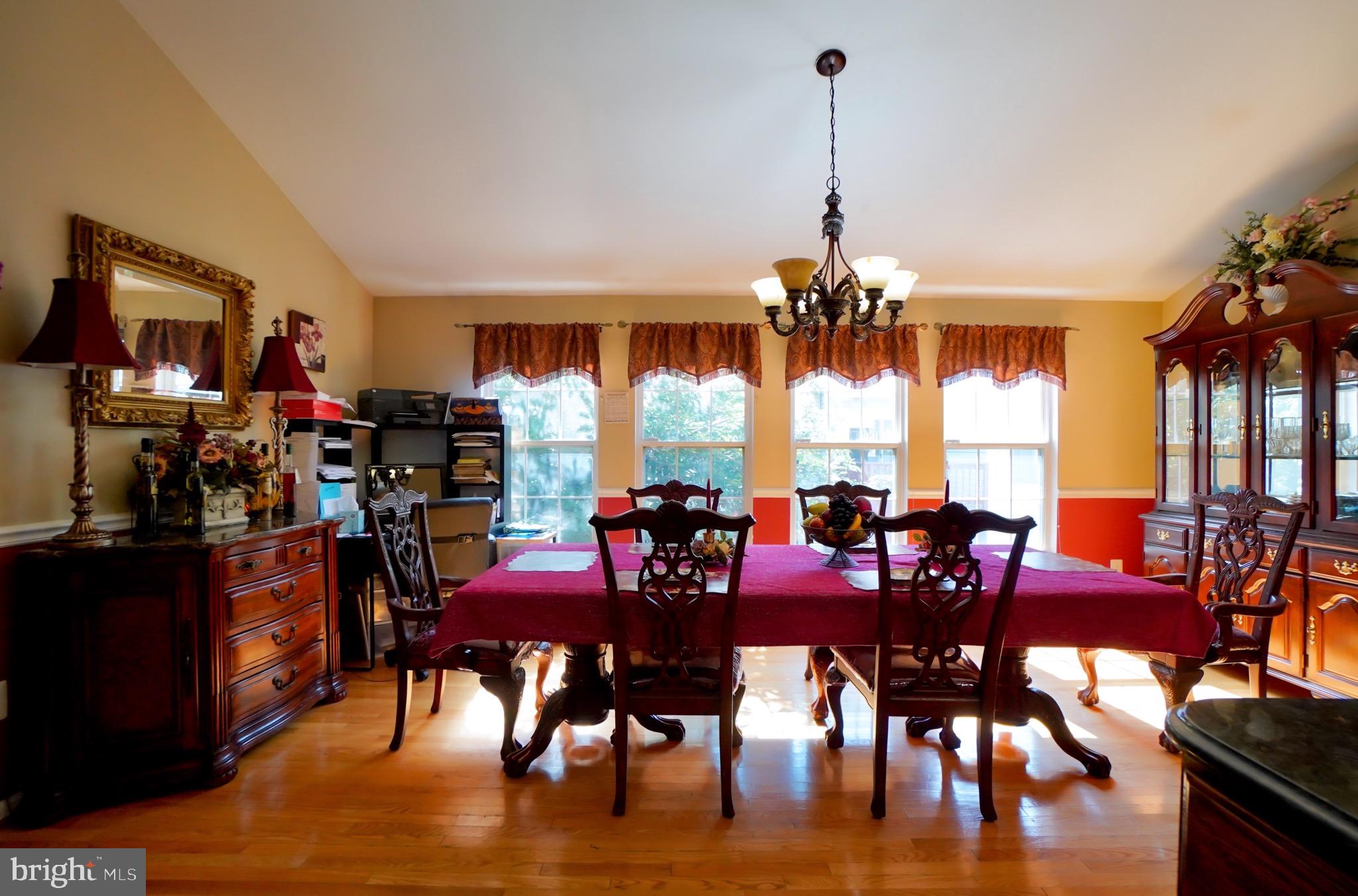 KINGSVIEW RIDGE - Residential