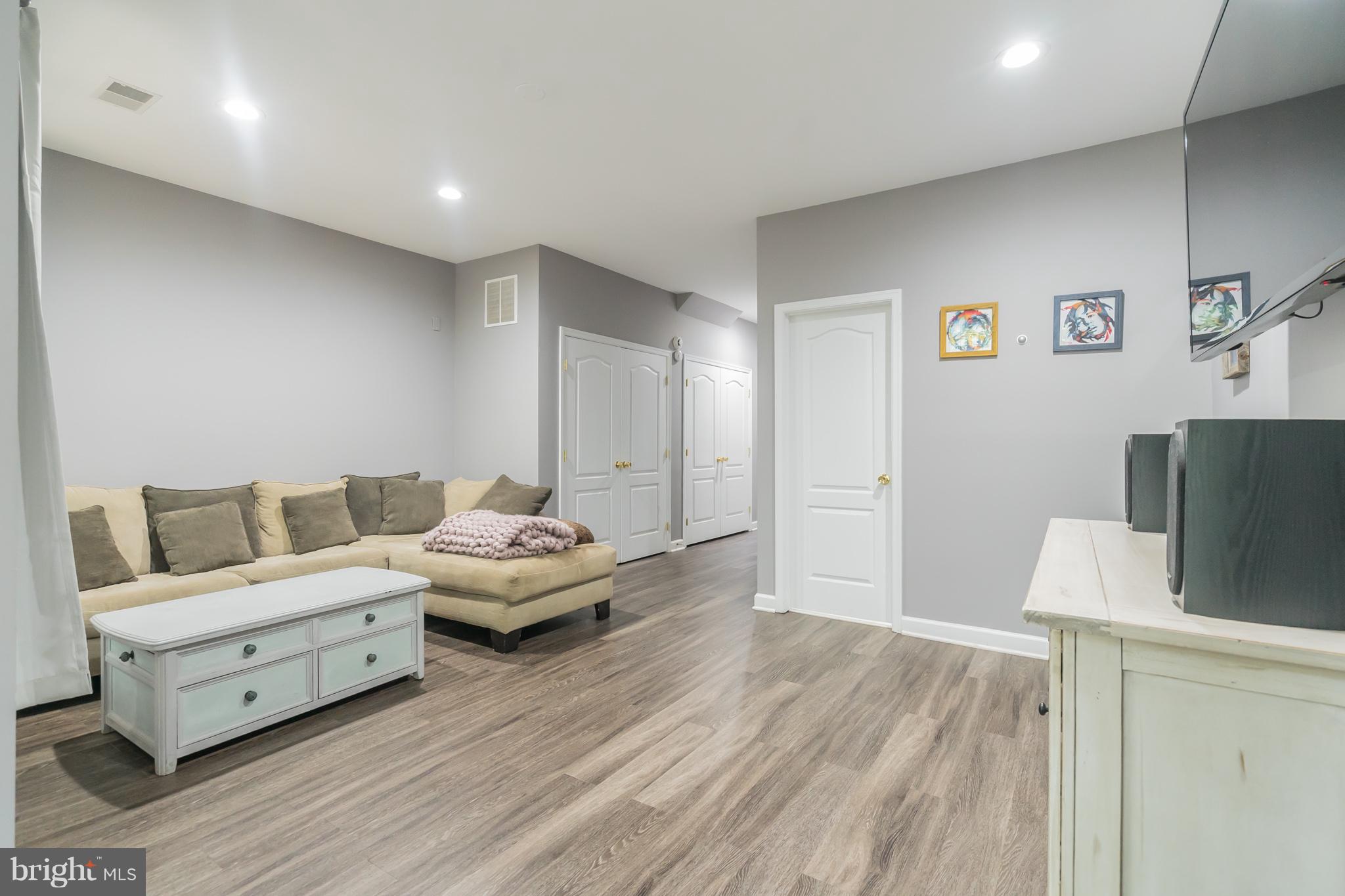 GROVE AT HUNTLEY MEADOWS - Residential