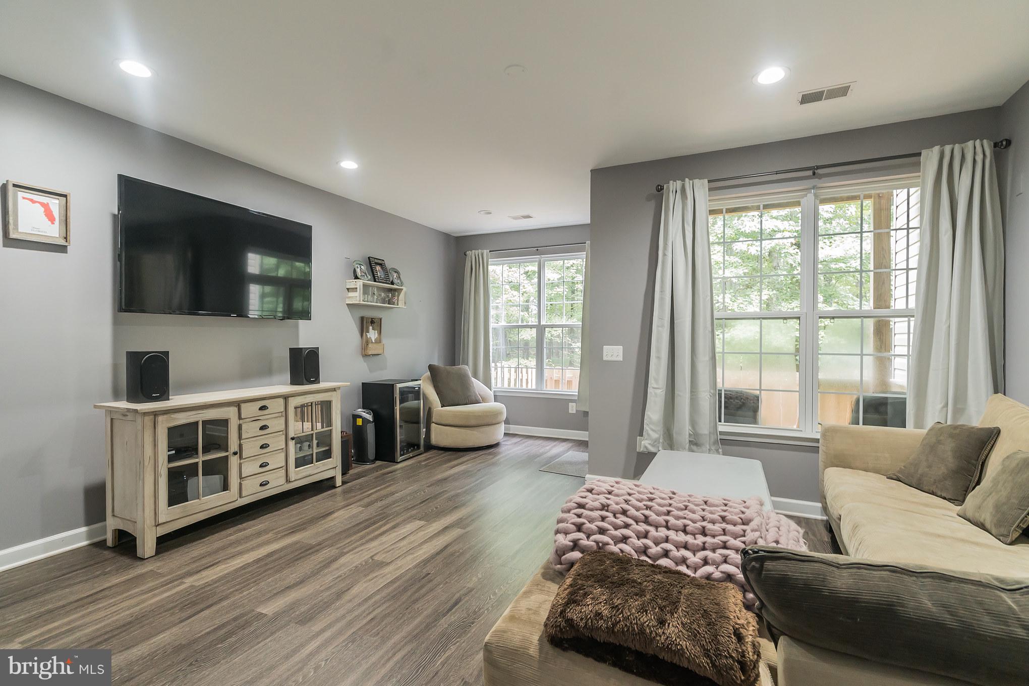 GROVE AT HUNTLEY MEADOWS - Residential